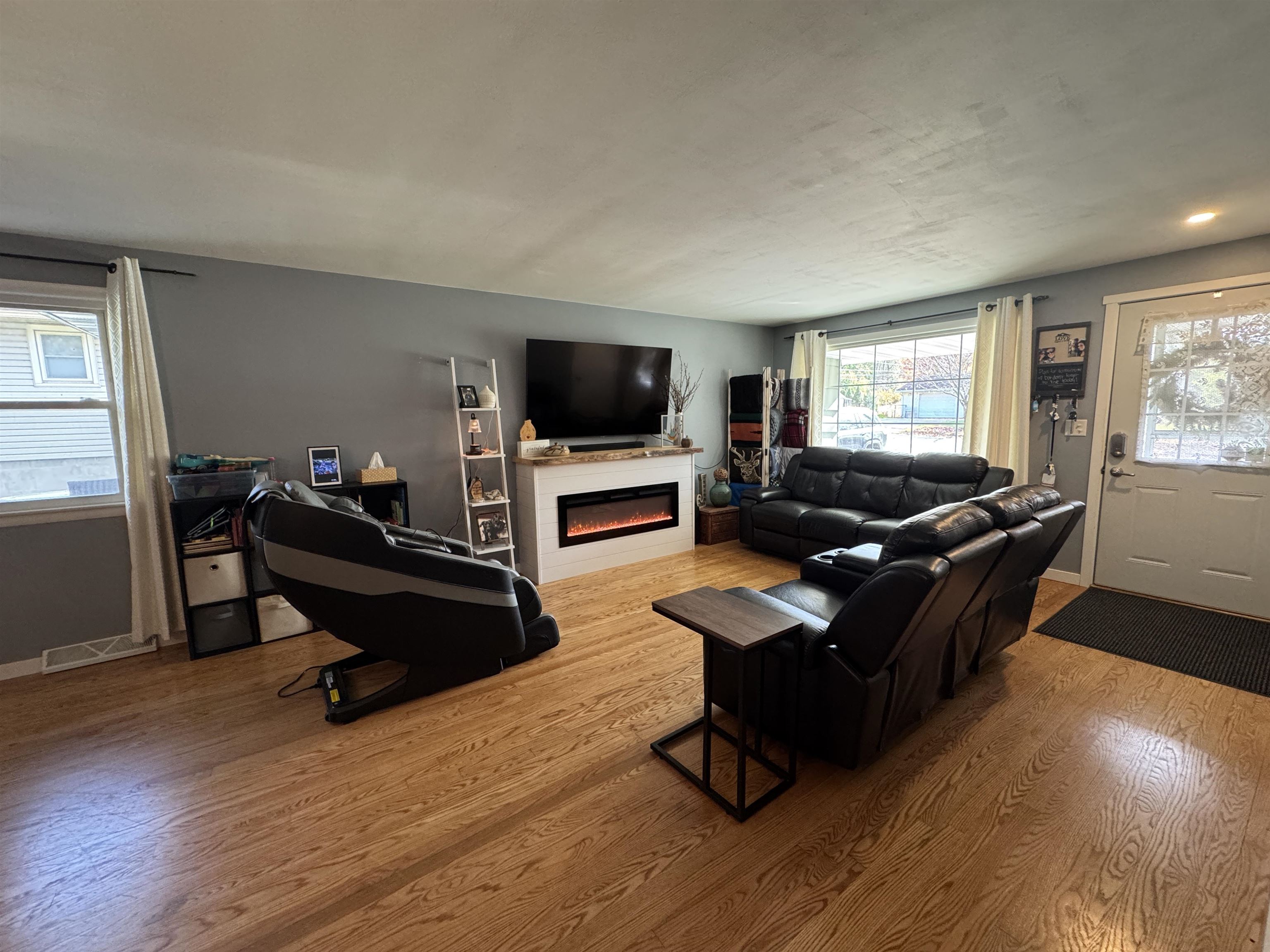 1240 MCINTOSH STREET, Wausau, Wisconsin 54403, 4 Bedrooms Bedrooms, ,2 BathroomsBathrooms,Residential,For Sale,1240 MCINTOSH STREET,22605221
