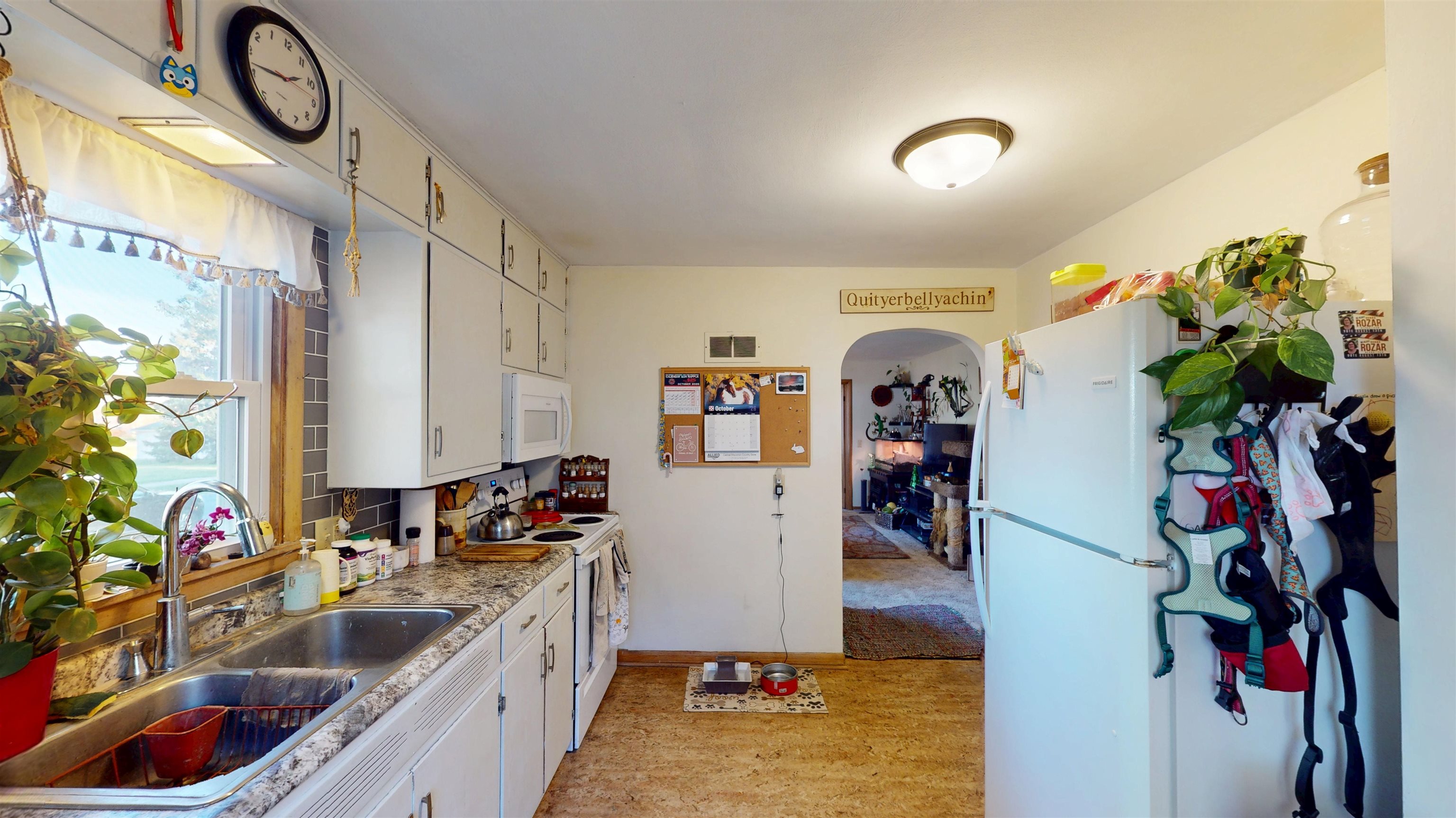 901 N MAPLE AVENUE, Marshfield, Wisconsin 54449, 3 Bedrooms Bedrooms, ,1 BathroomBathrooms,Residential,For Sale,901 N MAPLE AVENUE,22605222