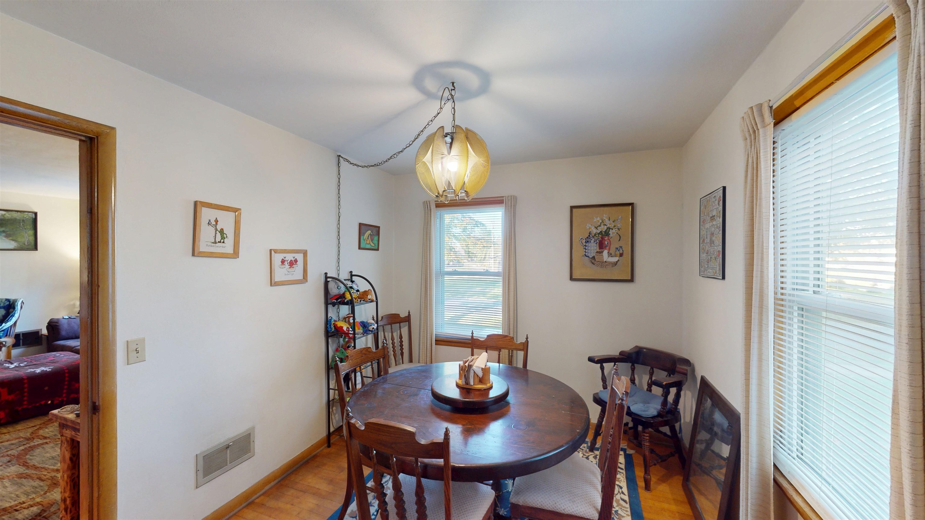901 N MAPLE AVENUE, Marshfield, Wisconsin 54449, 3 Bedrooms Bedrooms, ,1 BathroomBathrooms,Residential,For Sale,901 N MAPLE AVENUE,22605222