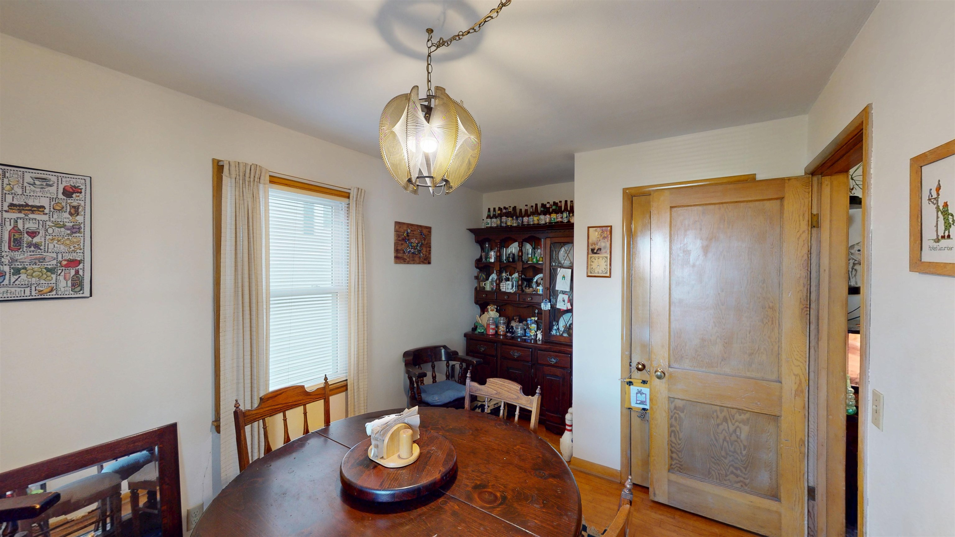 901 N MAPLE AVENUE, Marshfield, Wisconsin 54449, 3 Bedrooms Bedrooms, ,1 BathroomBathrooms,Residential,For Sale,901 N MAPLE AVENUE,22605222