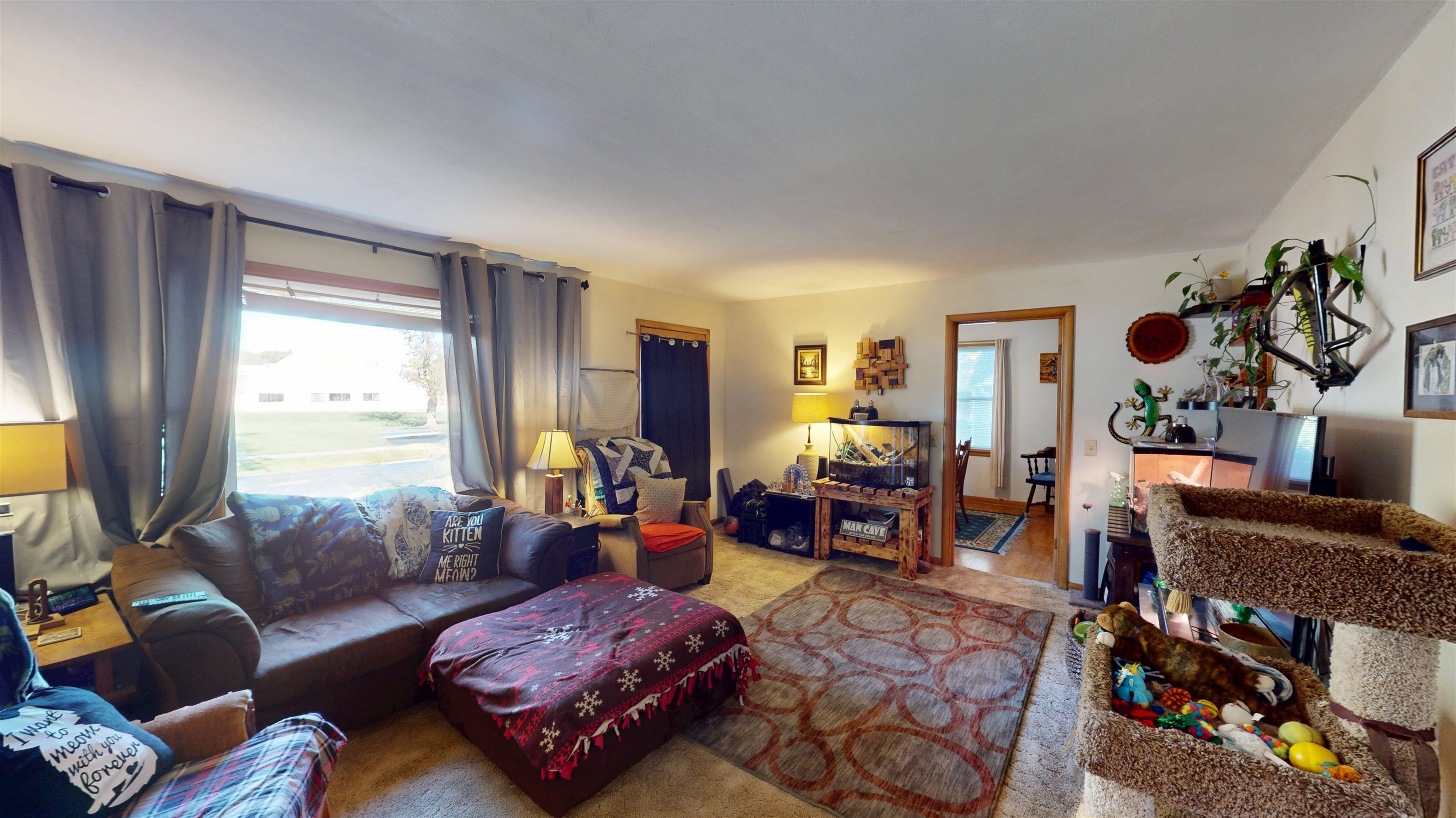 901 N MAPLE AVENUE, Marshfield, Wisconsin 54449, 3 Bedrooms Bedrooms, ,1 BathroomBathrooms,Residential,For Sale,901 N MAPLE AVENUE,22605222