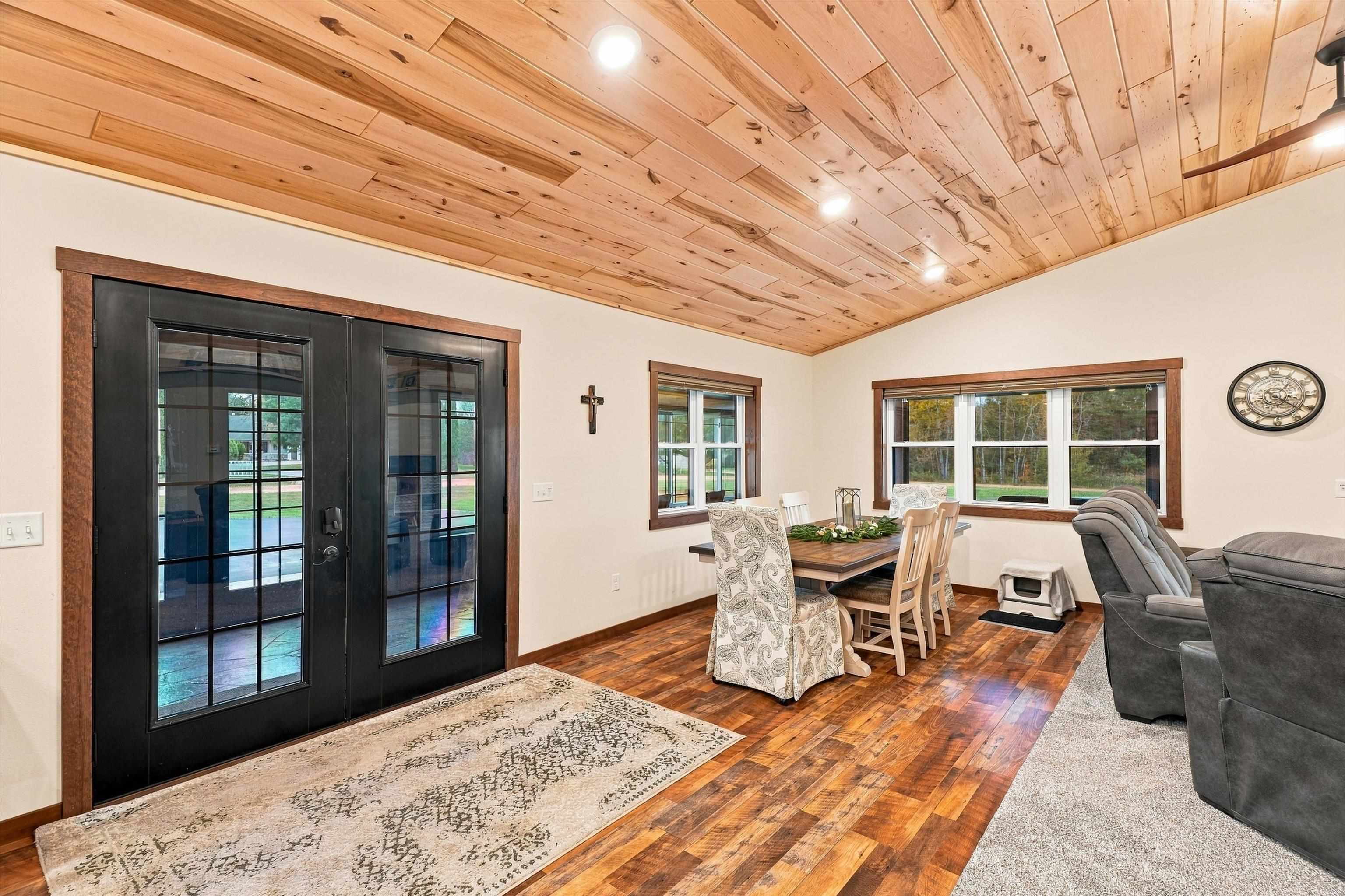 127231 RIDGEWAY DRIVE, Stratford, Wisconsin 54484, 3 Bedrooms Bedrooms, ,2 BathroomsBathrooms,Residential,For Sale,127231 RIDGEWAY DRIVE,22605227