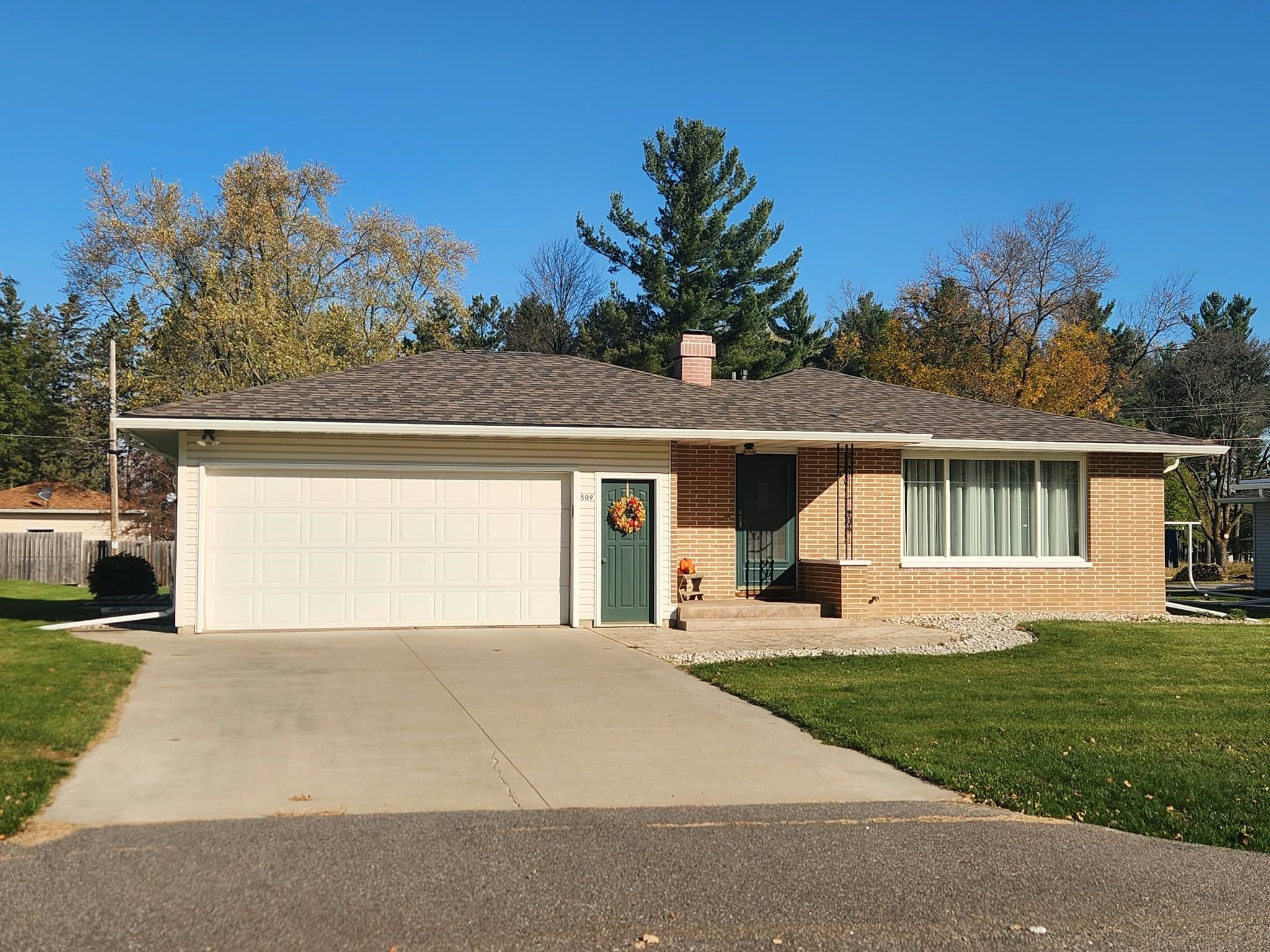 509 E FOREST STREET, Marshfield, Wisconsin 54449, 3 Bedrooms Bedrooms, ,1 BathroomBathrooms,Residential,For Sale,509 E FOREST STREET,22605228