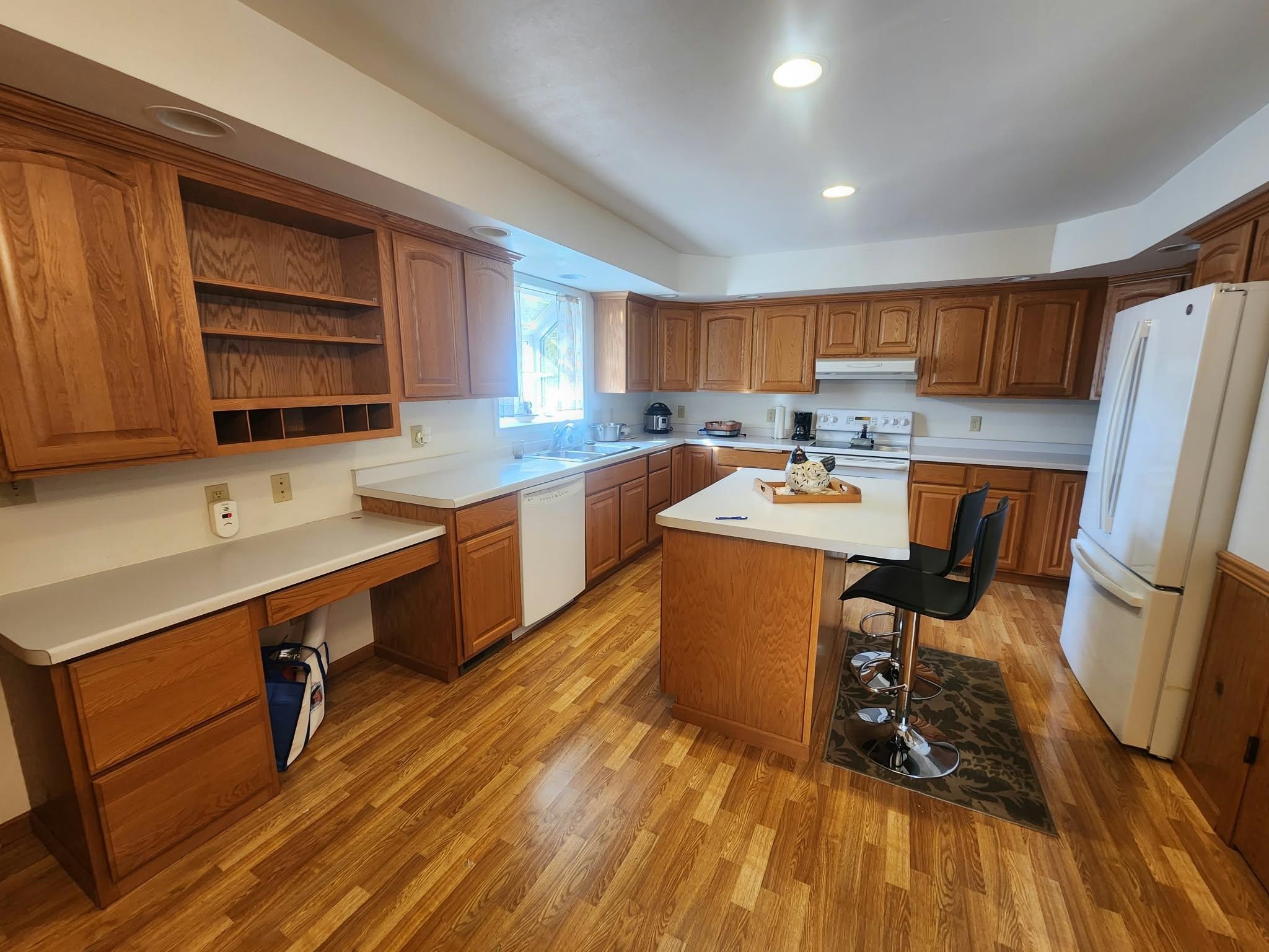 509 E FOREST STREET, Marshfield, Wisconsin 54449, 3 Bedrooms Bedrooms, ,1 BathroomBathrooms,Residential,For Sale,509 E FOREST STREET,22605228