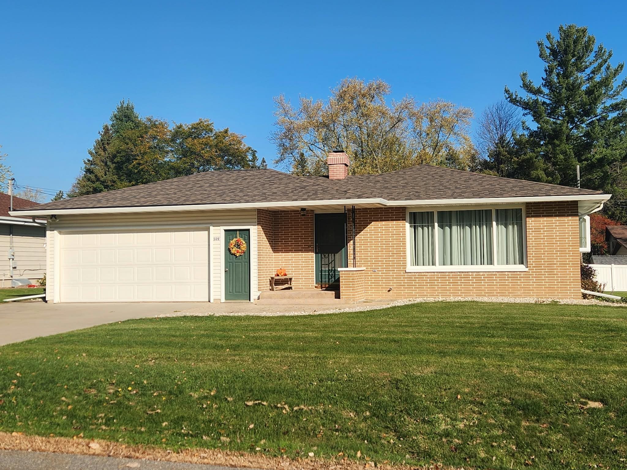 509 E FOREST STREET, Marshfield, Wisconsin 54449, 3 Bedrooms Bedrooms, ,1 BathroomBathrooms,Residential,For Sale,509 E FOREST STREET,22605228