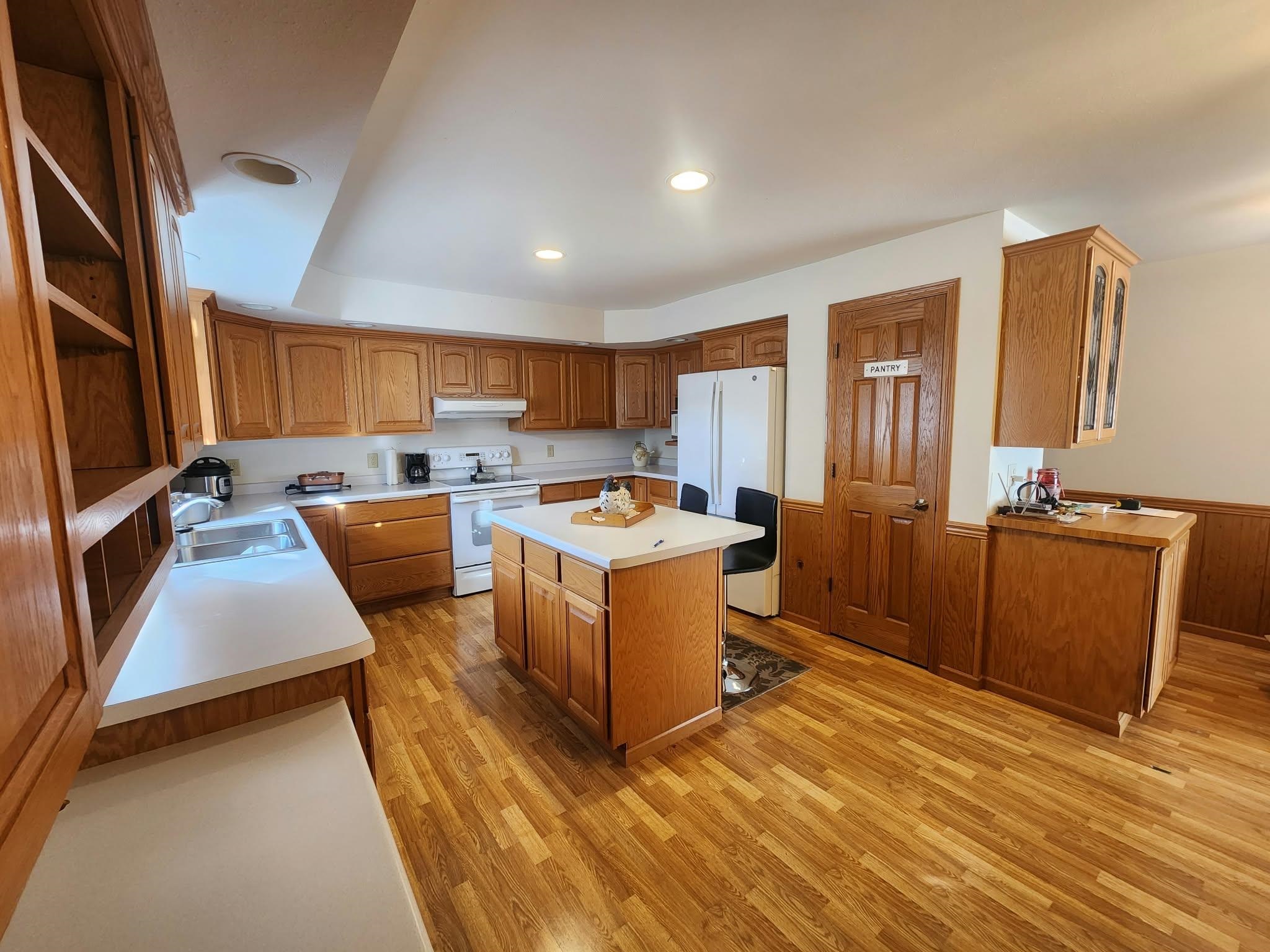 509 E FOREST STREET, Marshfield, Wisconsin 54449, 3 Bedrooms Bedrooms, ,1 BathroomBathrooms,Residential,For Sale,509 E FOREST STREET,22605228