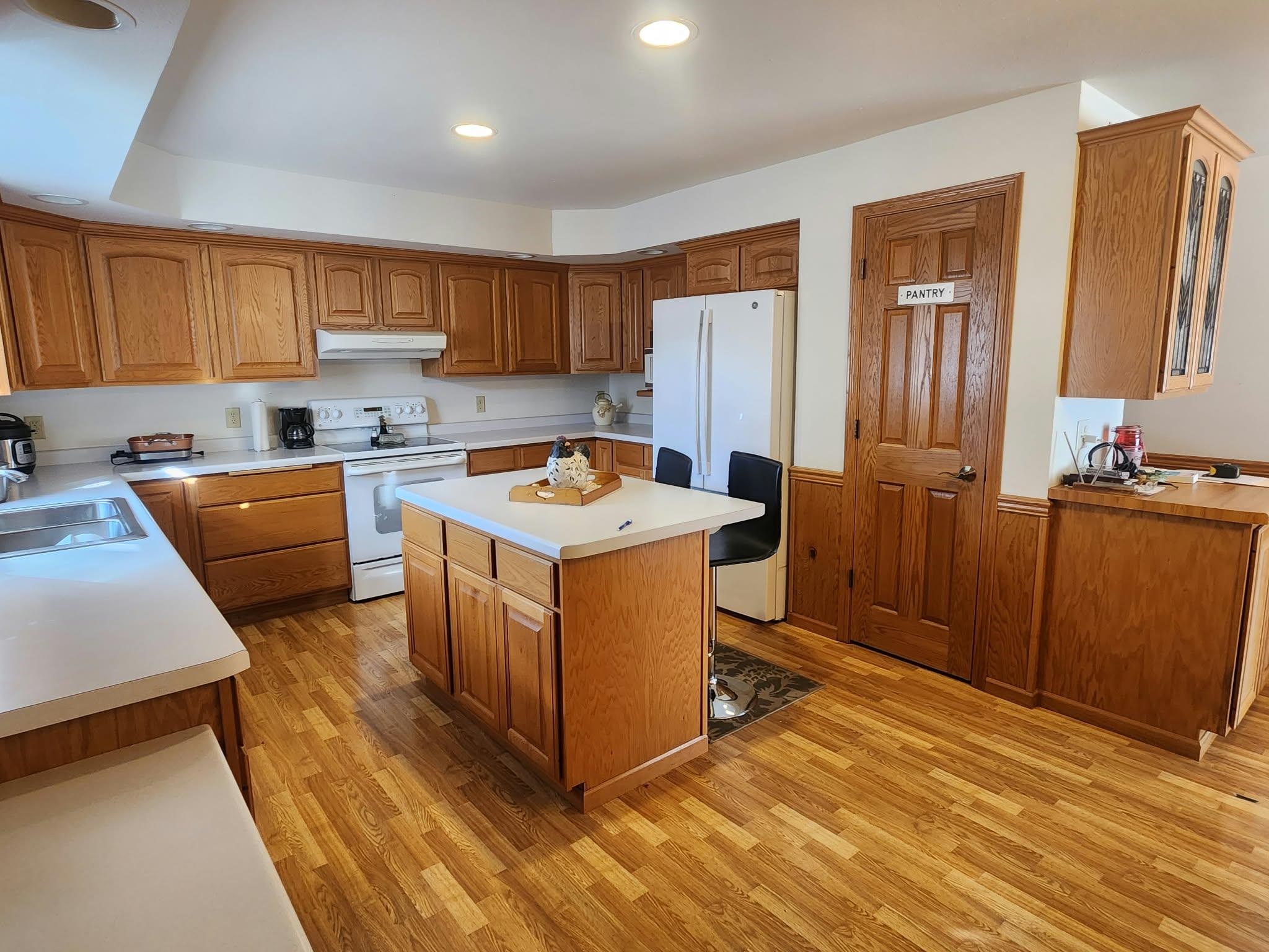 509 E FOREST STREET, Marshfield, Wisconsin 54449, 3 Bedrooms Bedrooms, ,1 BathroomBathrooms,Residential,For Sale,509 E FOREST STREET,22605228