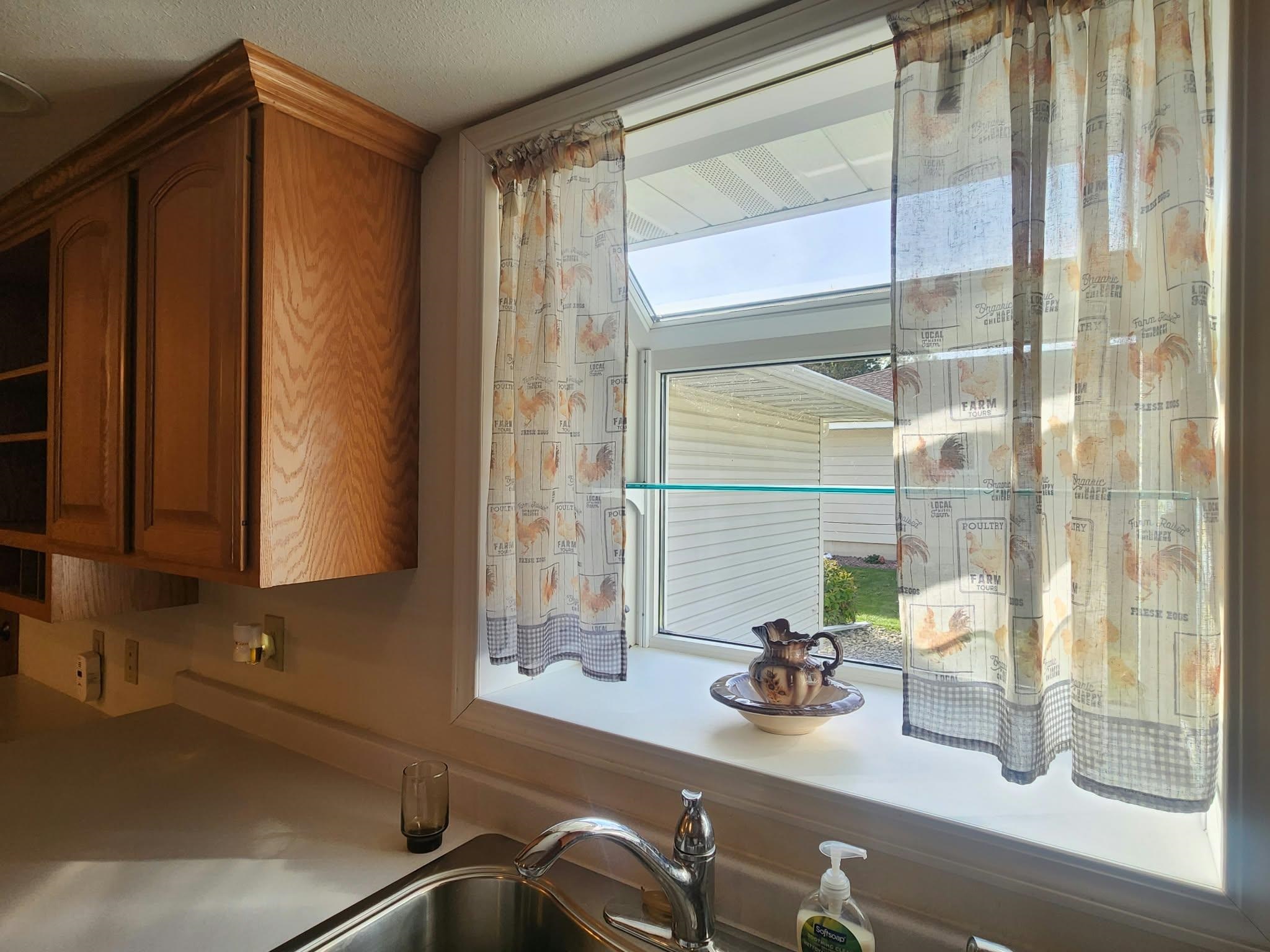 509 E FOREST STREET, Marshfield, Wisconsin 54449, 3 Bedrooms Bedrooms, ,1 BathroomBathrooms,Residential,For Sale,509 E FOREST STREET,22605228