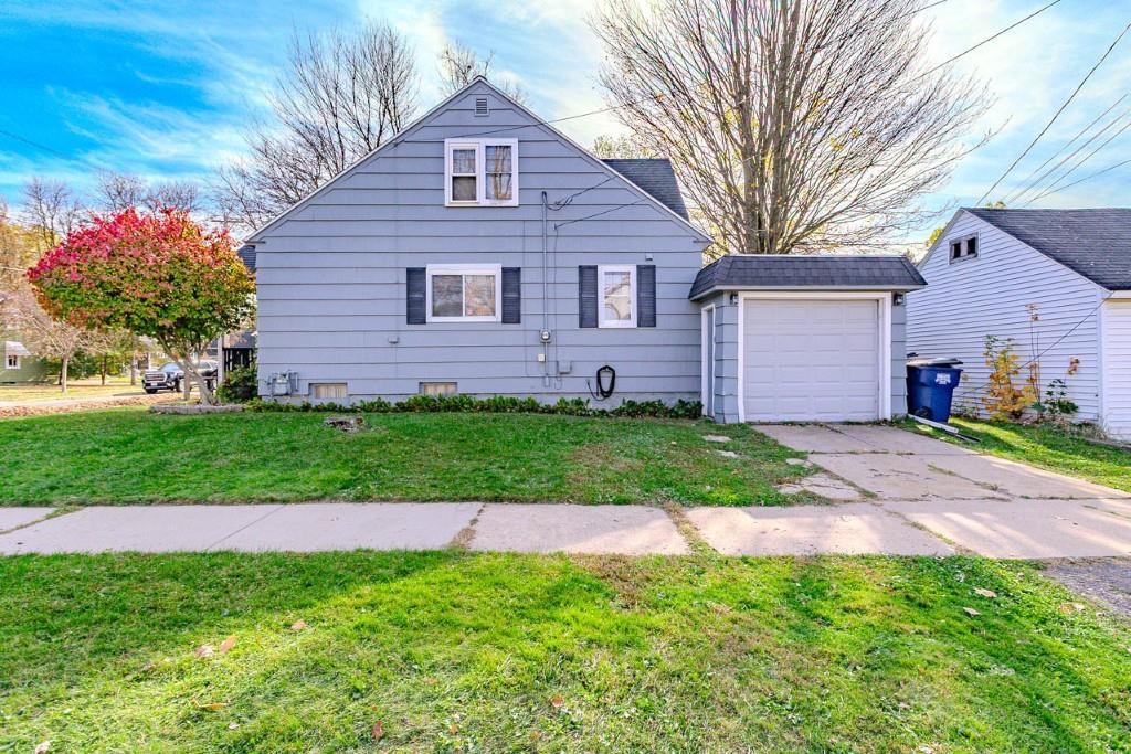 2008 N 8TH STREET, Wausau, Wisconsin 54403, 3 Bedrooms Bedrooms, ,1 BathroomBathrooms,Residential,For Sale,2008 N 8TH STREET,22605230