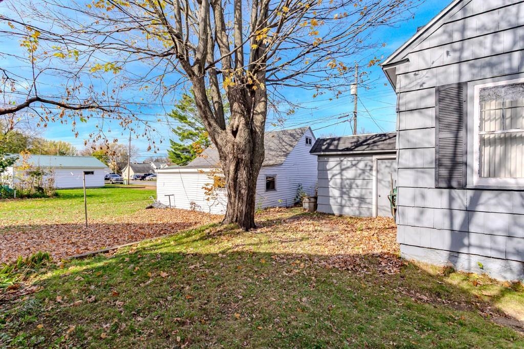 2008 N 8TH STREET, Wausau, Wisconsin 54403, 3 Bedrooms Bedrooms, ,1 BathroomBathrooms,Residential,For Sale,2008 N 8TH STREET,22605230