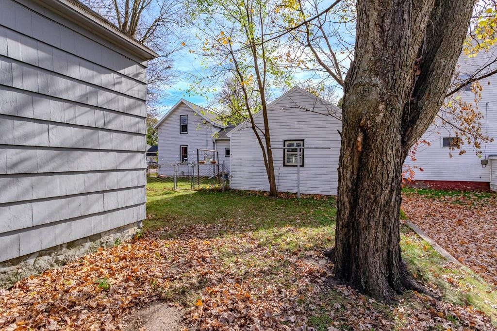 2008 N 8TH STREET, Wausau, Wisconsin 54403, 3 Bedrooms Bedrooms, ,1 BathroomBathrooms,Residential,For Sale,2008 N 8TH STREET,22605230
