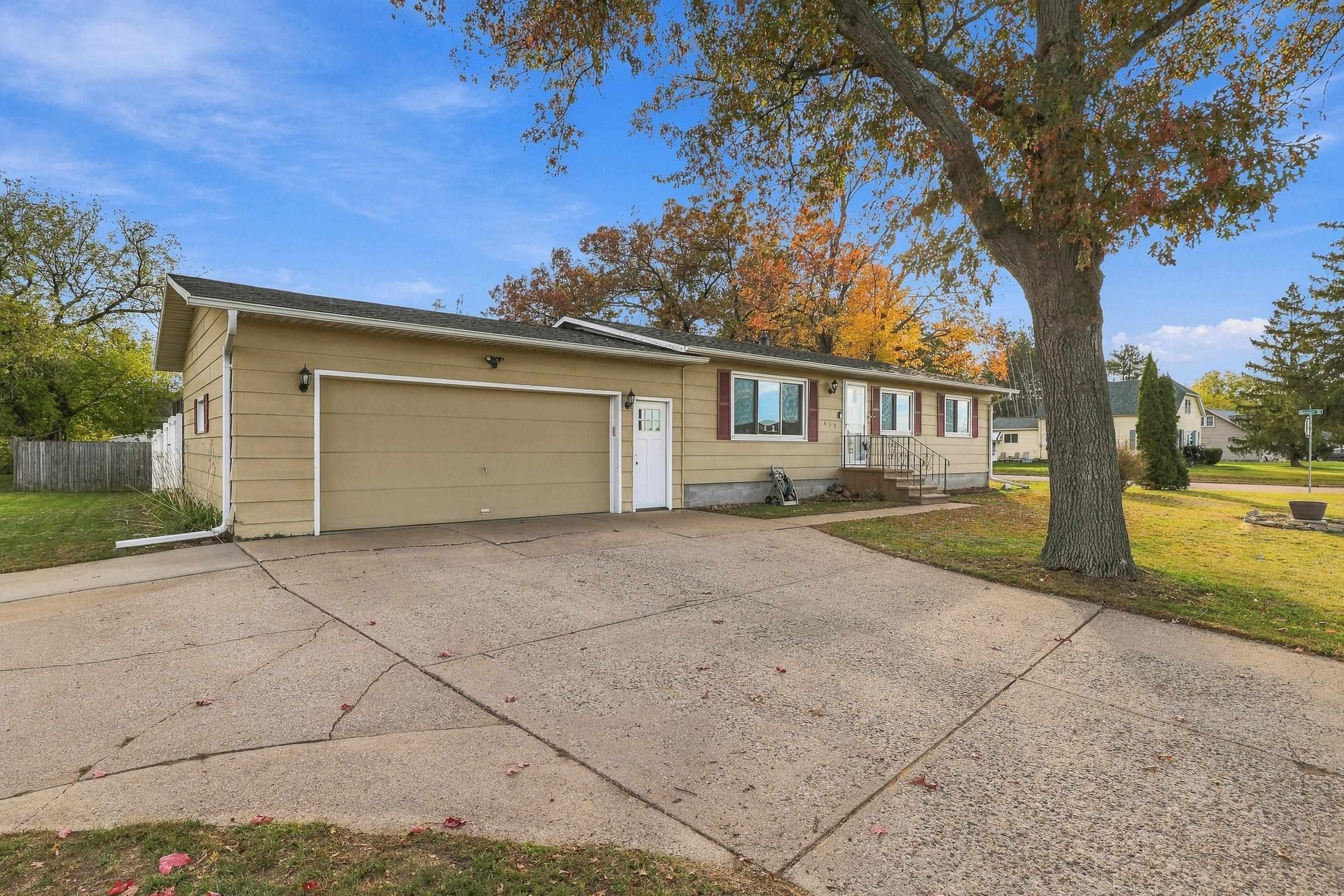 430 DALY AVENUE, Wisconsin Rapids, Wisconsin 54494, 3 Bedrooms Bedrooms, ,1 BathroomBathrooms,Residential,For Sale,430 DALY AVENUE,22605233