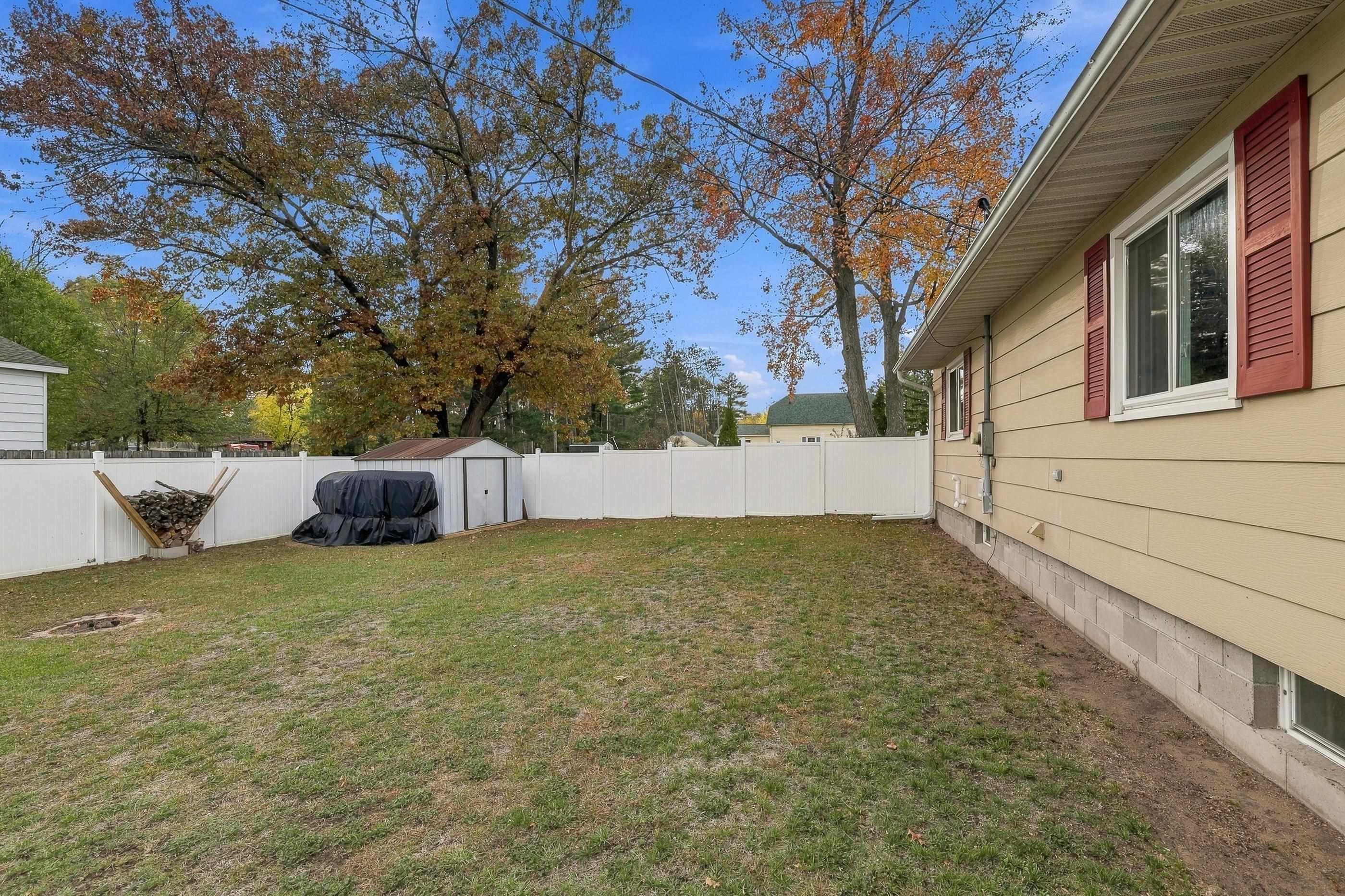 430 DALY AVENUE, Wisconsin Rapids, Wisconsin 54494, 3 Bedrooms Bedrooms, ,1 BathroomBathrooms,Residential,For Sale,430 DALY AVENUE,22605233