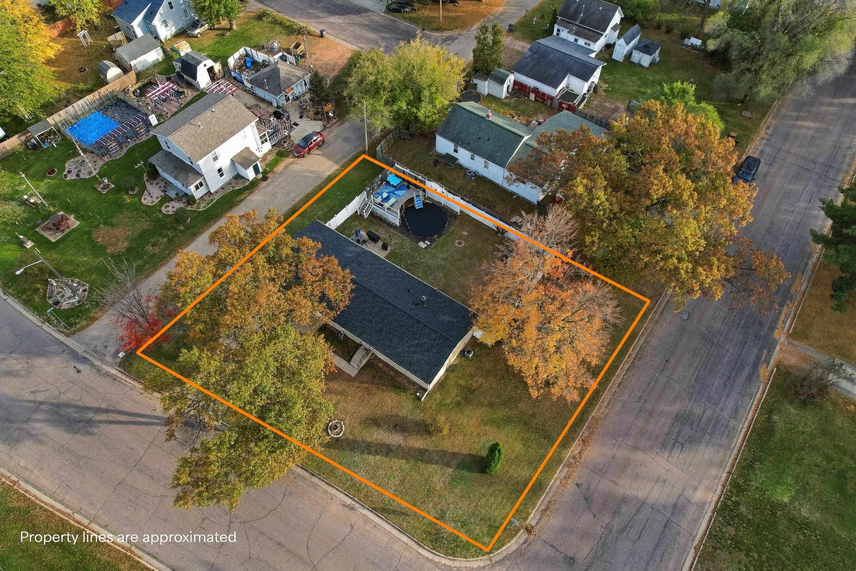 430 DALY AVENUE, Wisconsin Rapids, Wisconsin 54494, 3 Bedrooms Bedrooms, ,1 BathroomBathrooms,Residential,For Sale,430 DALY AVENUE,22605233