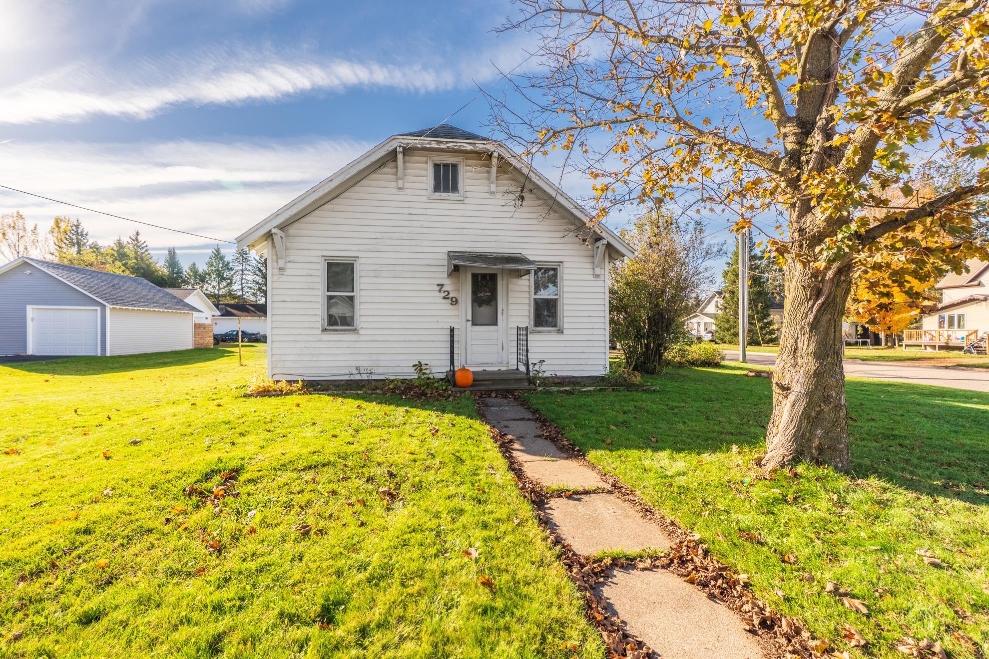 729 CHERRY STREET, Antigo, Wisconsin 54409, 2 Bedrooms Bedrooms, ,1 BathroomBathrooms,Residential,For Sale,729 CHERRY STREET,22605234