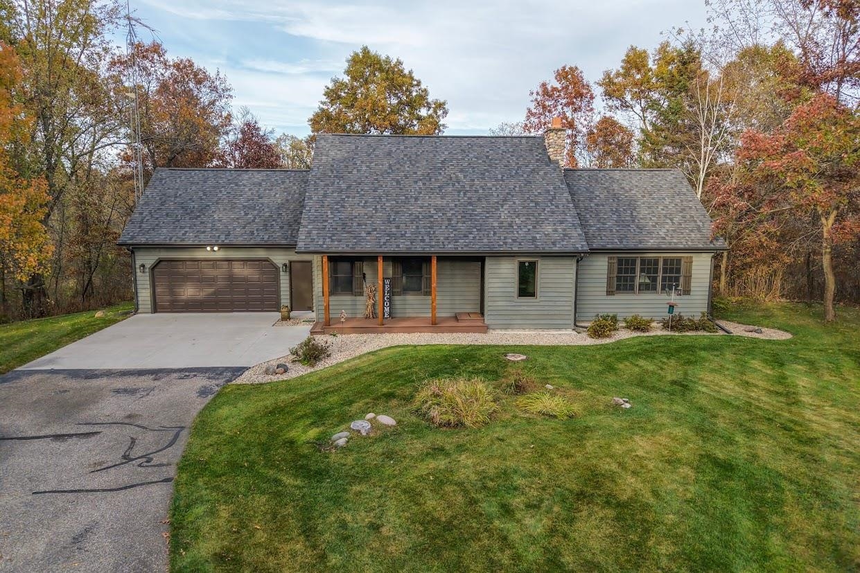 6421 OAK STREET, Wisconsin Rapids, Wisconsin 54494, 3 Bedrooms Bedrooms, ,3 BathroomsBathrooms,Residential,For Sale,6421 OAK STREET,22605236