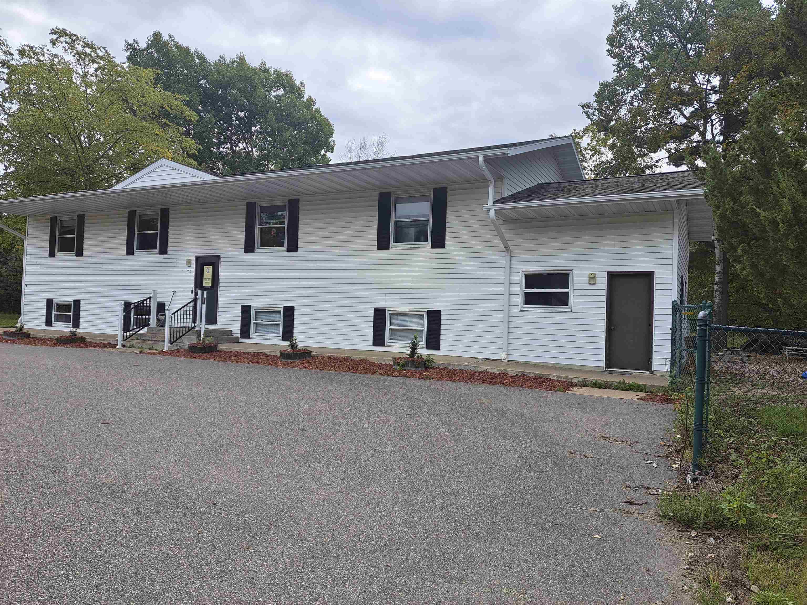 709 NORTH POINT DRIVE, Stevens Point, Wisconsin 58481, ,Commercial/industrial,For Sale,709 NORTH POINT DRIVE,22605244