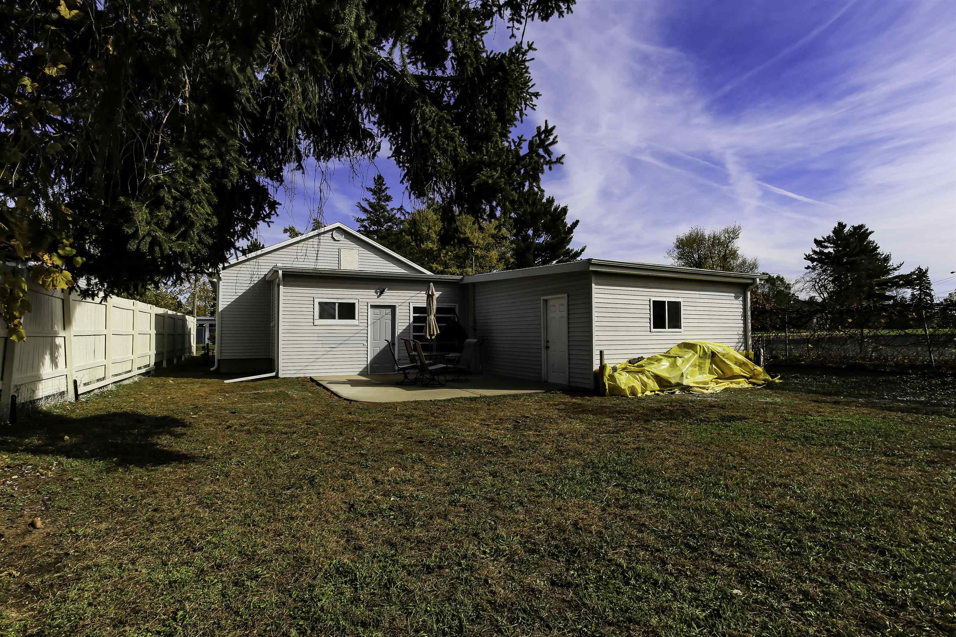 2516 WARNER STREET, Stevens Point, Wisconsin 54481, 2 Bedrooms Bedrooms, ,1 BathroomBathrooms,Residential,For Sale,2516 WARNER STREET,22605245