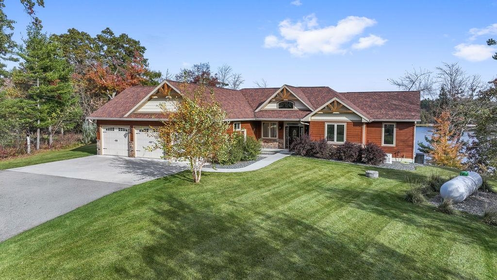 10053 PINE TREE TRAIL, Amherst Junction, Wisconsin 54407, 4 Bedrooms Bedrooms, ,3 BathroomsBathrooms,Residential,For Sale,10053 PINE TREE TRAIL,22605246
