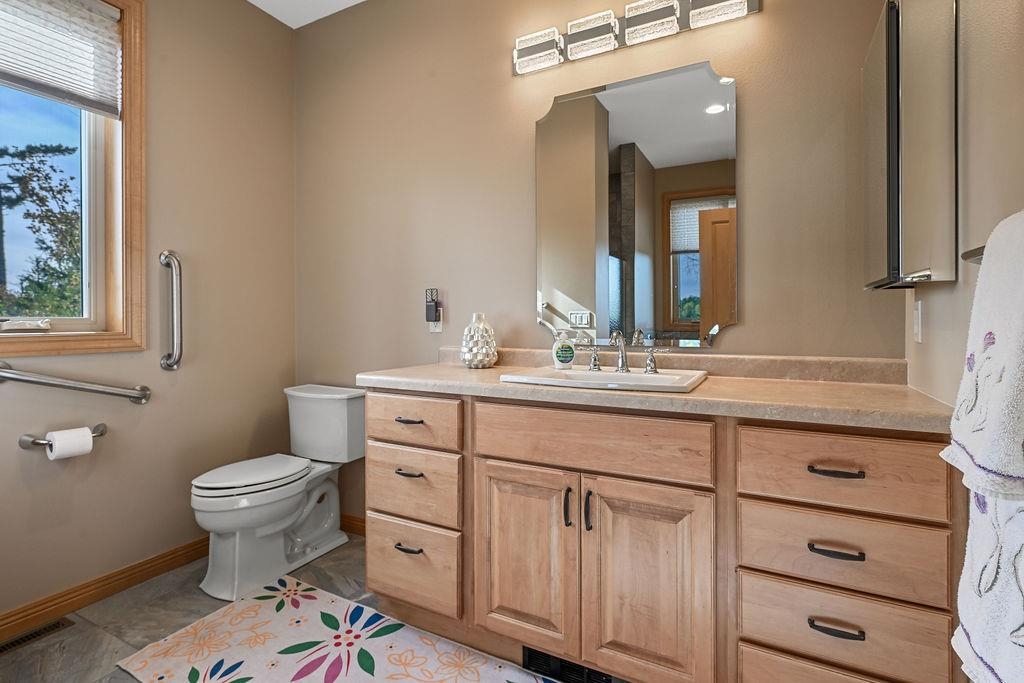 10053 PINE TREE TRAIL, Amherst Junction, Wisconsin 54407, 4 Bedrooms Bedrooms, ,3 BathroomsBathrooms,Residential,For Sale,10053 PINE TREE TRAIL,22605246