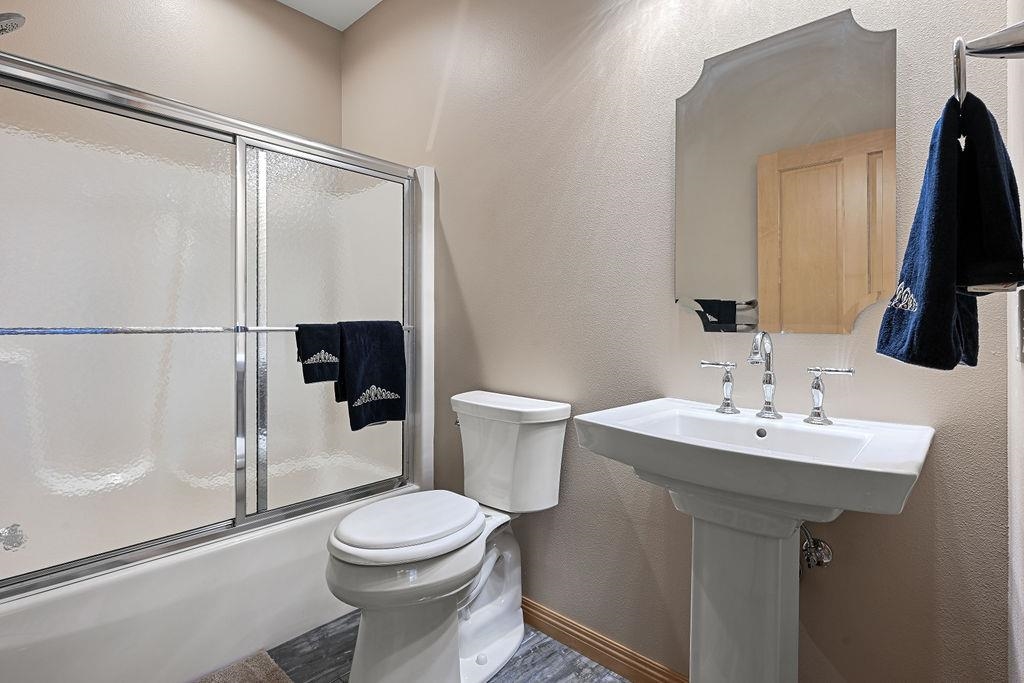 10053 PINE TREE TRAIL, Amherst Junction, Wisconsin 54407, 4 Bedrooms Bedrooms, ,3 BathroomsBathrooms,Residential,For Sale,10053 PINE TREE TRAIL,22605246