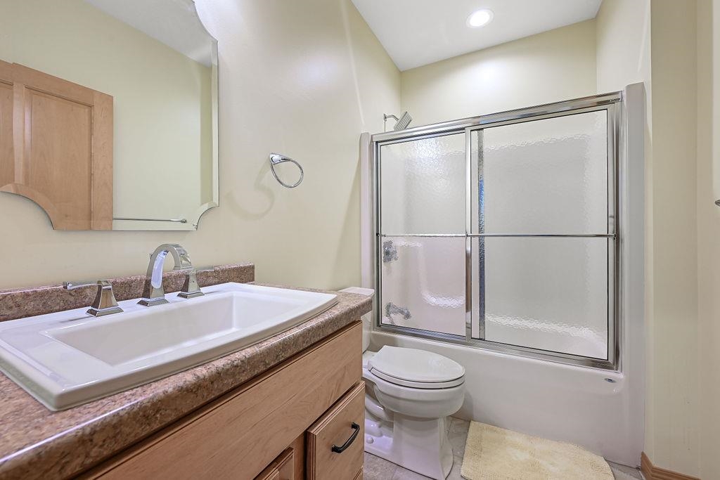 10053 PINE TREE TRAIL, Amherst Junction, Wisconsin 54407, 4 Bedrooms Bedrooms, ,3 BathroomsBathrooms,Residential,For Sale,10053 PINE TREE TRAIL,22605246