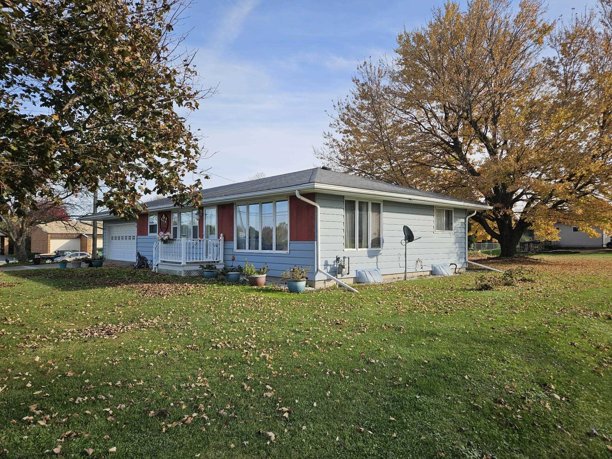 908 W 14TH STREET, Marshfield, Wisconsin 54449, 3 Bedrooms Bedrooms, ,1 BathroomBathrooms,Residential,For Sale,908 W 14TH STREET,22605248