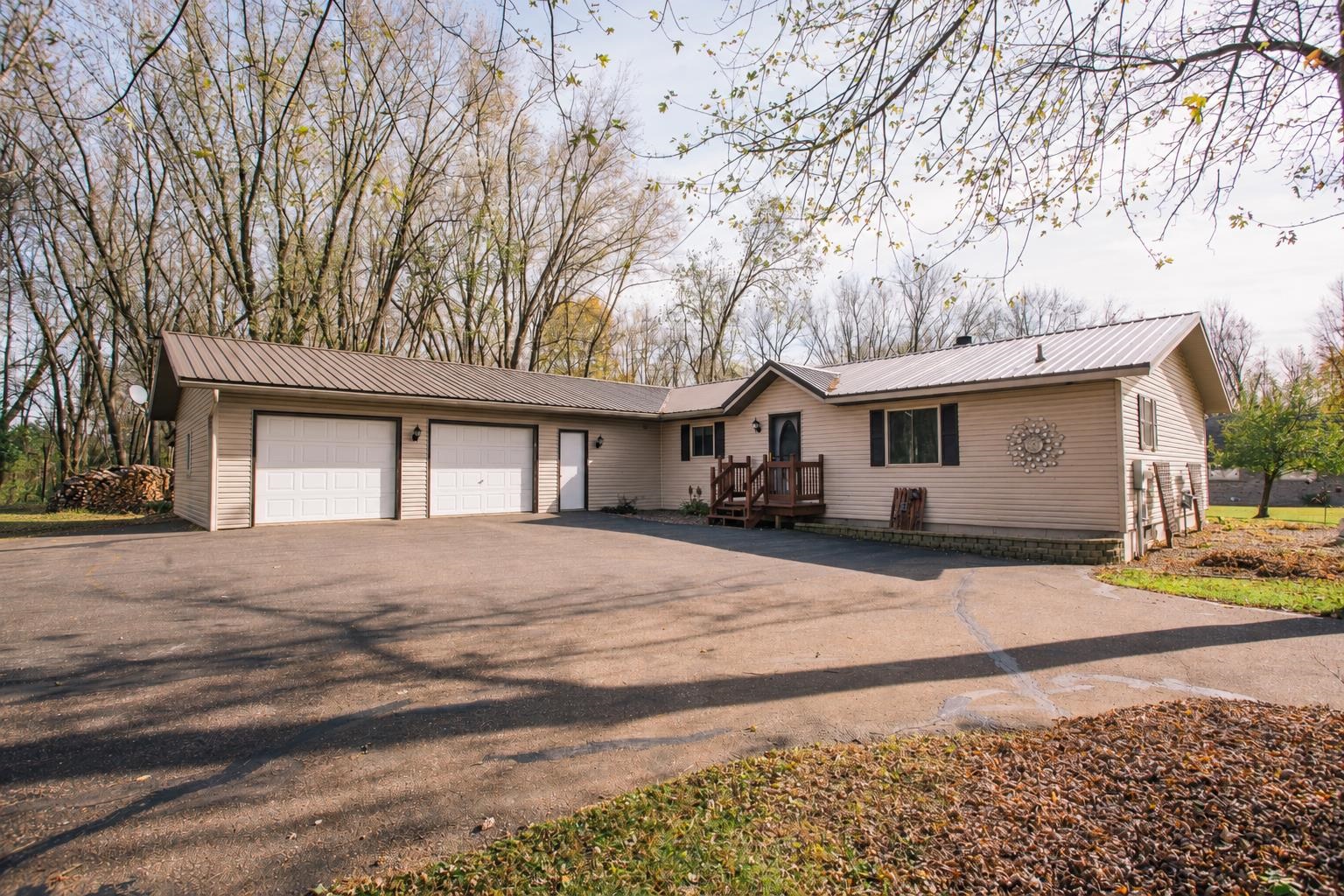 1004 STEVEN AVENUE, Greenwood, Wisconsin 54437, 4 Bedrooms Bedrooms, ,2 BathroomsBathrooms,Residential,For Sale,1004 STEVEN AVENUE,22605251