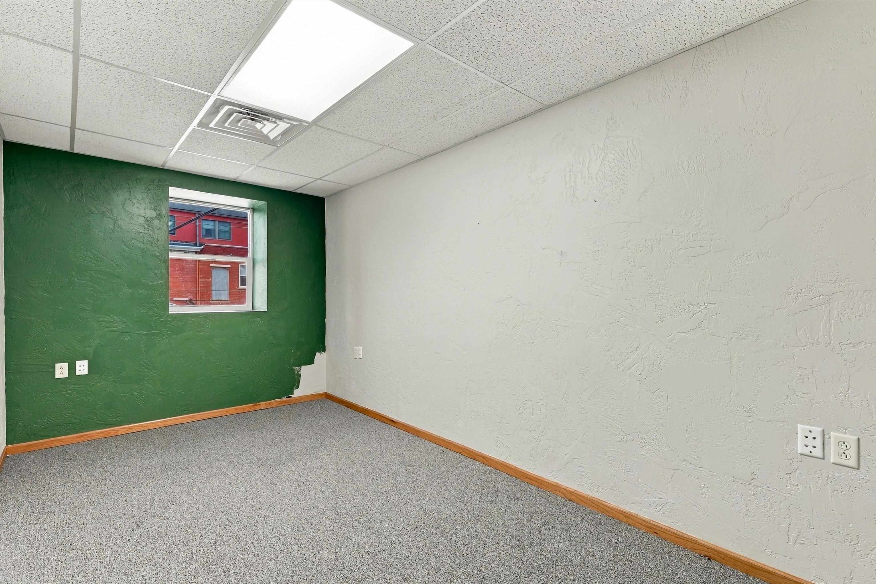 209 S CENTRAL AVENUE, Marshfield, Wisconsin 54449, ,Commercial/industrial,For Sale,209 S CENTRAL AVENUE,22605258