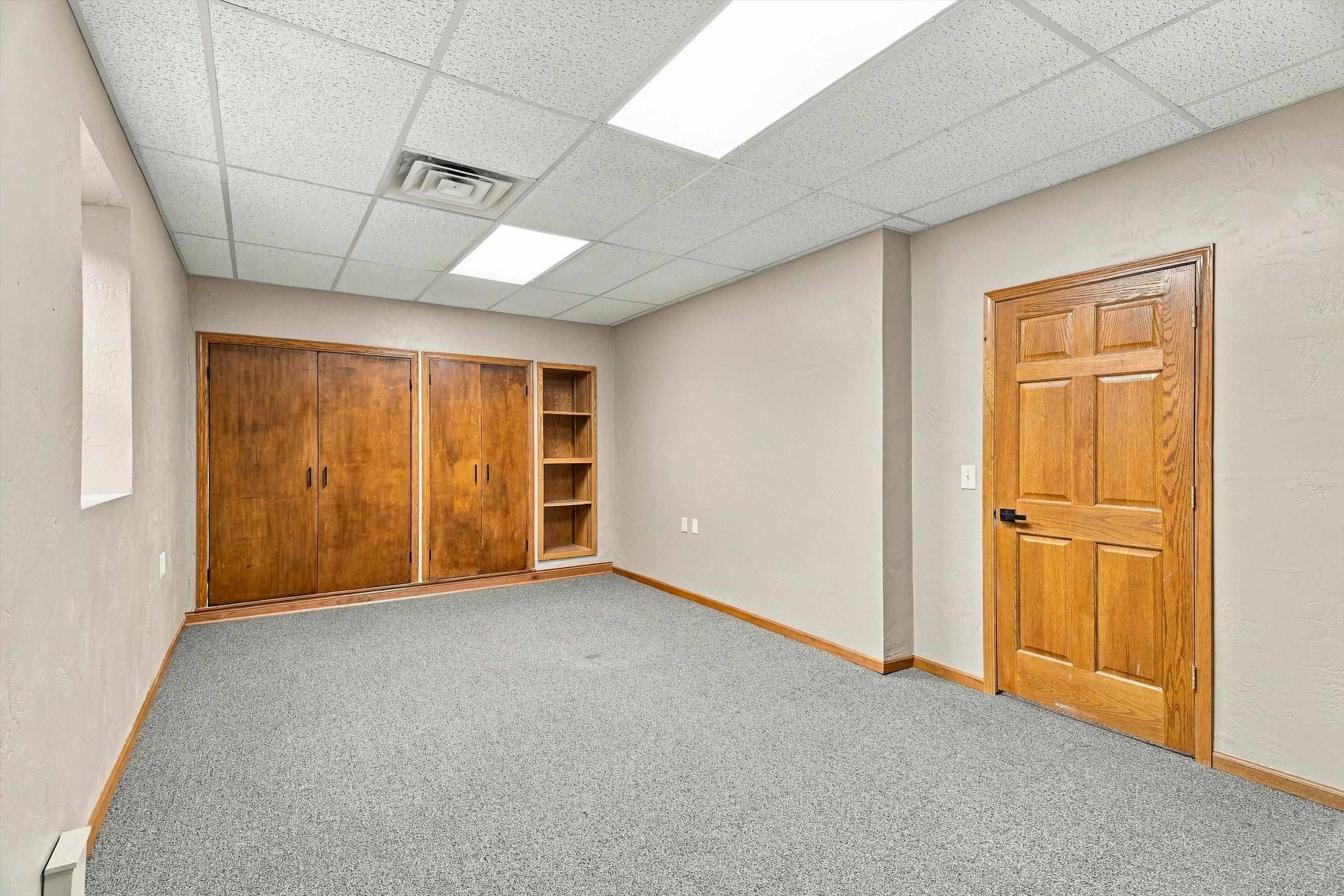 209 S CENTRAL AVENUE, Marshfield, Wisconsin 54449, ,Commercial/industrial,For Sale,209 S CENTRAL AVENUE,22605258