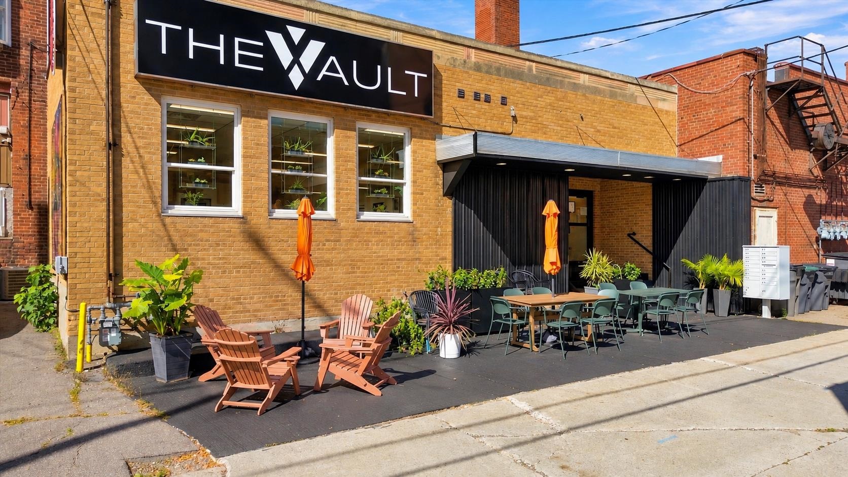 209 S CENTRAL AVENUE, Marshfield, Wisconsin 54449, ,Commercial/industrial,For Sale,209 S CENTRAL AVENUE,22605258