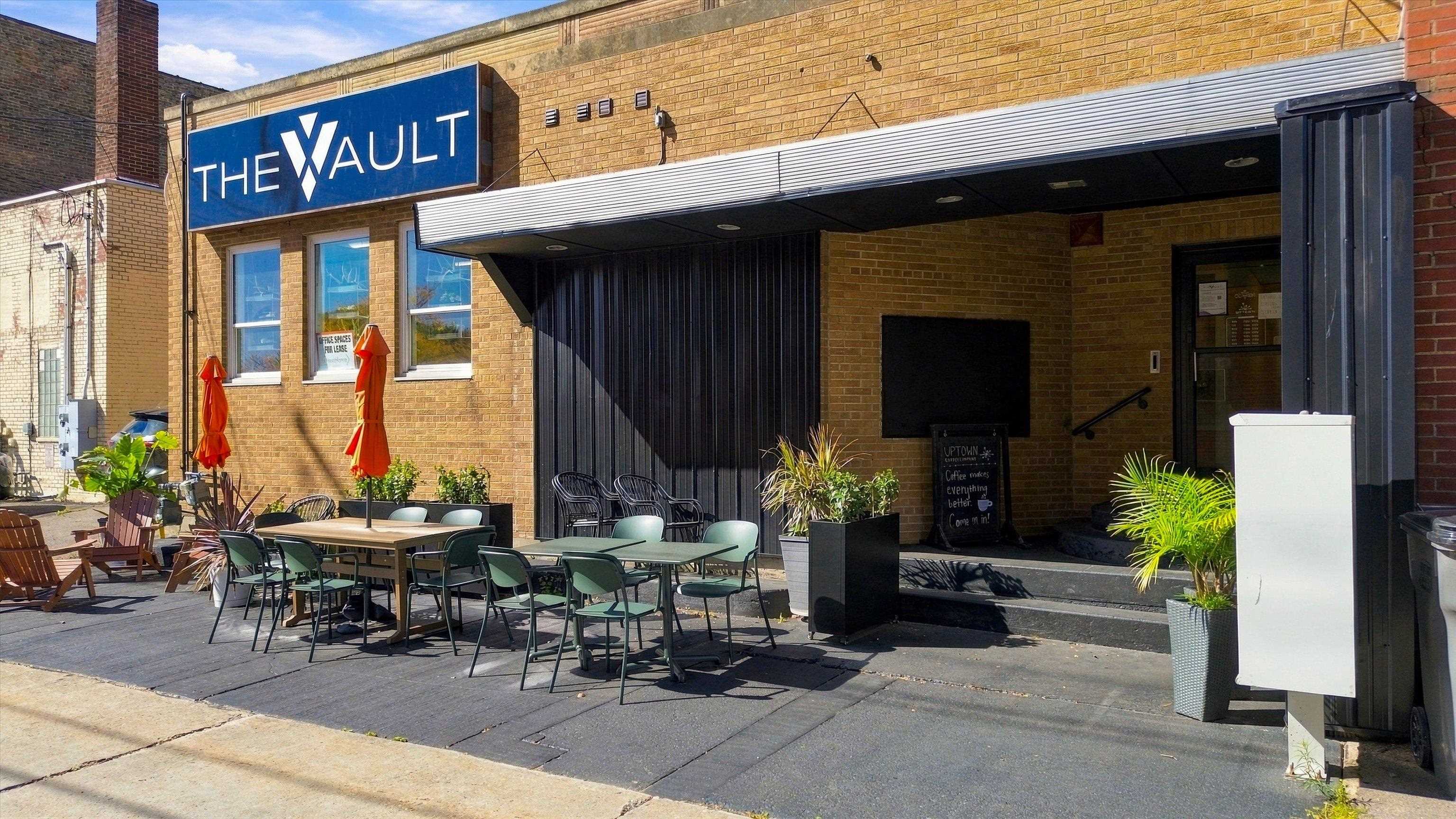 209 S CENTRAL AVENUE, Marshfield, Wisconsin 54449, ,Commercial/industrial,For Sale,209 S CENTRAL AVENUE,22605258