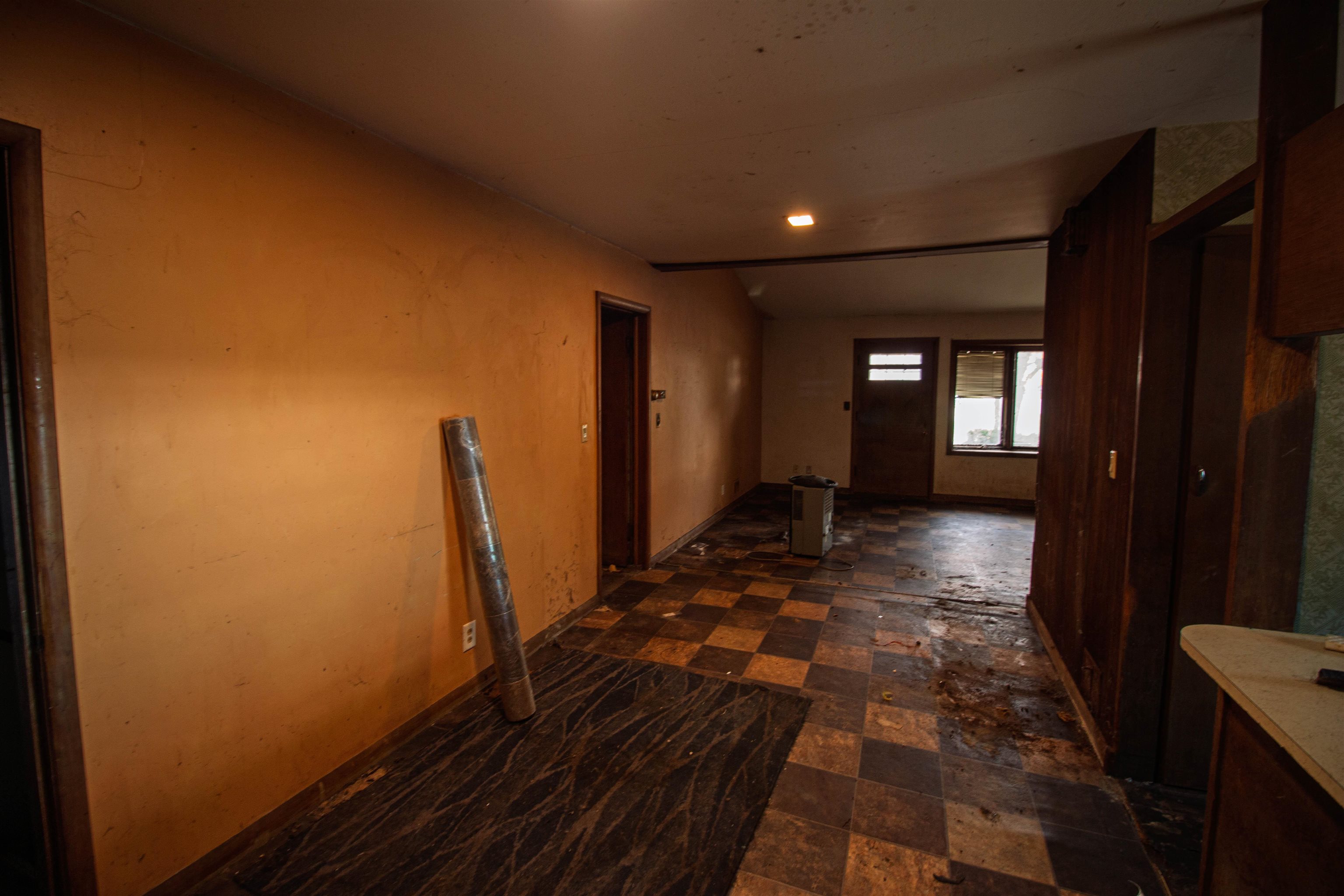 325 SUNSET PLACE, Neillsville, Wisconsin 54456, 3 Bedrooms Bedrooms, ,2 BathroomsBathrooms,Residential,For Sale,325 SUNSET PLACE,22605271