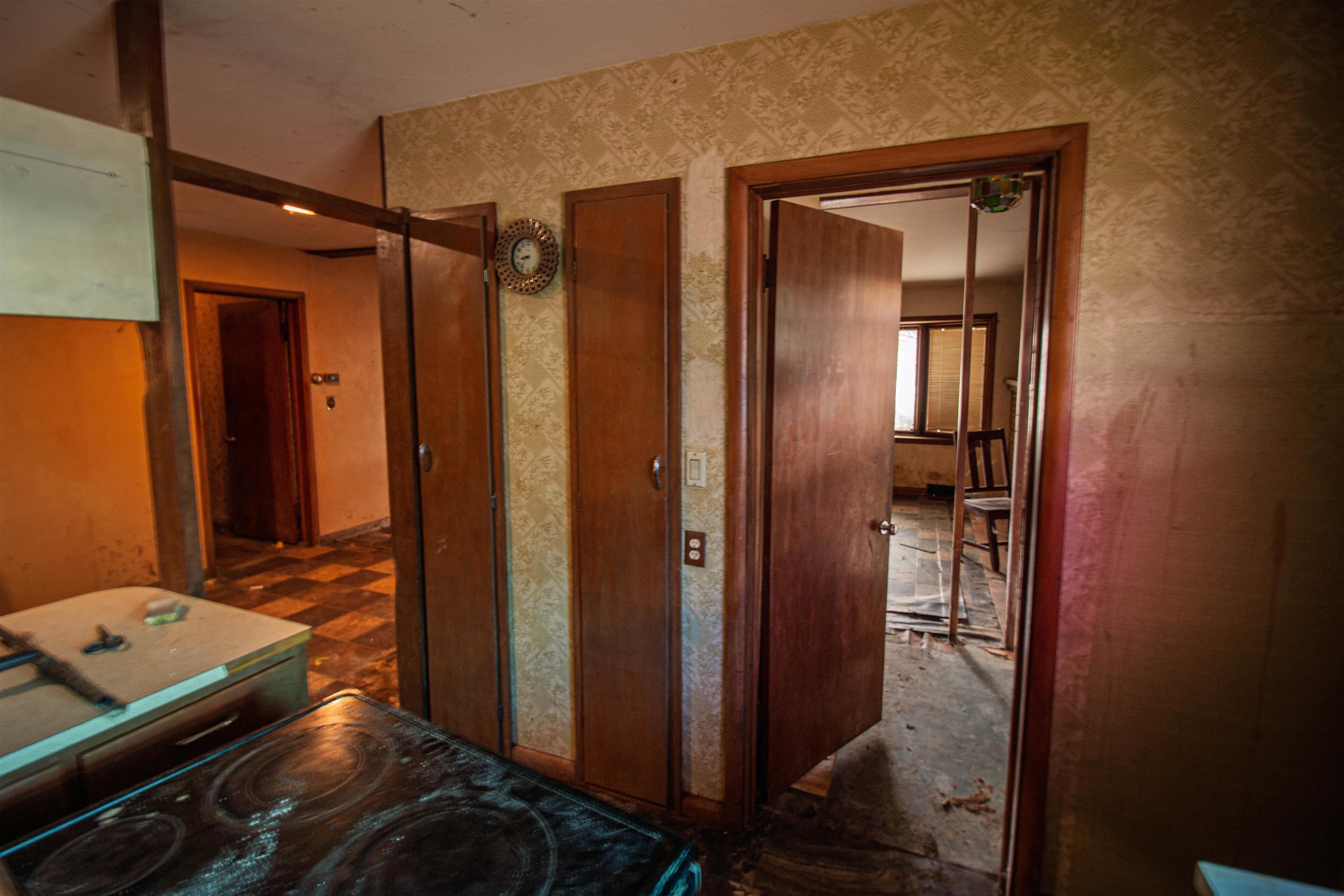325 SUNSET PLACE, Neillsville, Wisconsin 54456, 3 Bedrooms Bedrooms, ,2 BathroomsBathrooms,Residential,For Sale,325 SUNSET PLACE,22605271