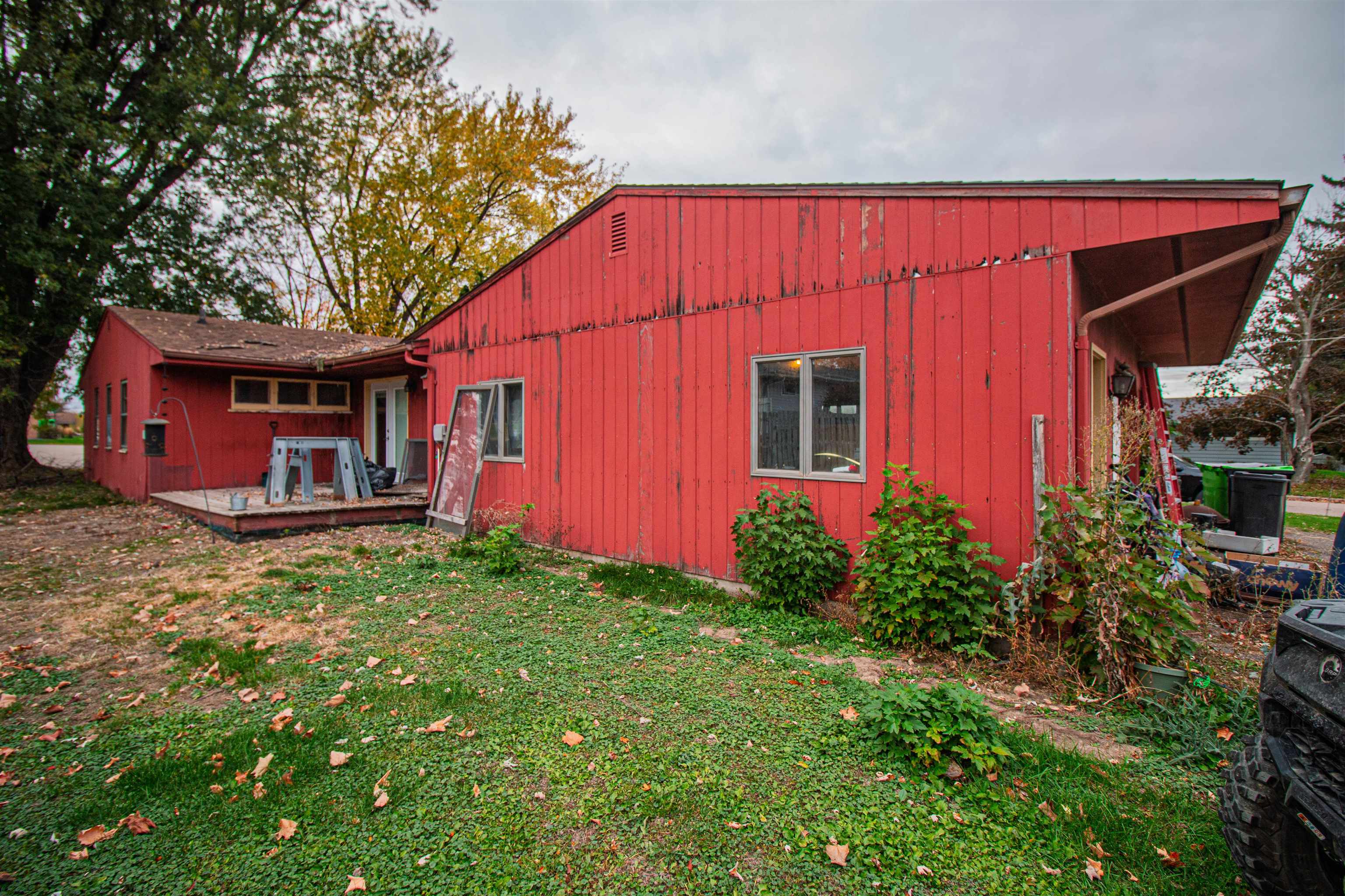 325 SUNSET PLACE, Neillsville, Wisconsin 54456, 3 Bedrooms Bedrooms, ,2 BathroomsBathrooms,Residential,For Sale,325 SUNSET PLACE,22605271