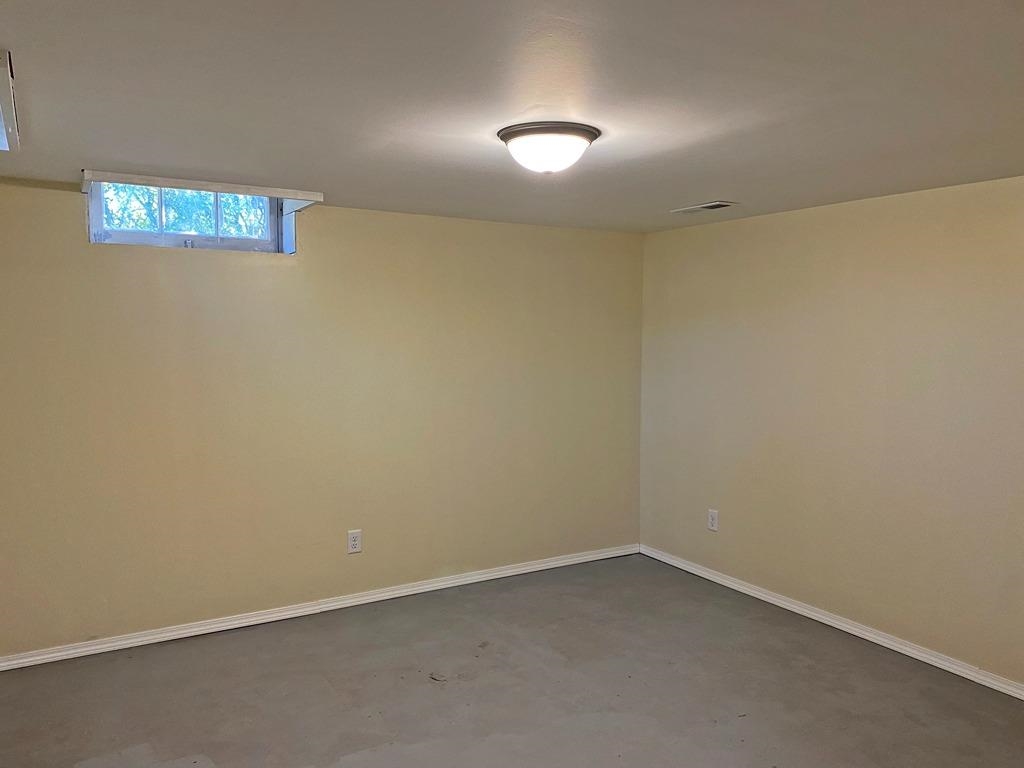 800 W 4TH STREET, Marshfield, Wisconsin 54449, 3 Bedrooms Bedrooms, ,1 BathroomBathrooms,Residential,For Sale,800 W 4TH STREET,22605272