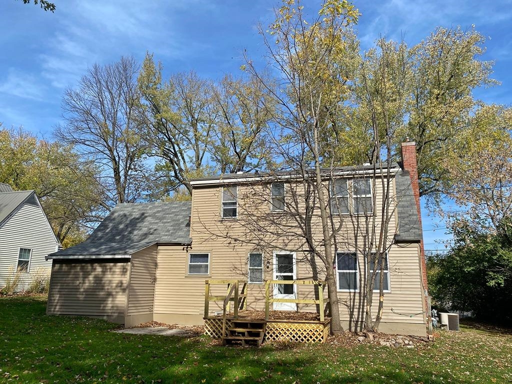 800 W 4TH STREET, Marshfield, Wisconsin 54449, 3 Bedrooms Bedrooms, ,1 BathroomBathrooms,Residential,For Sale,800 W 4TH STREET,22605272