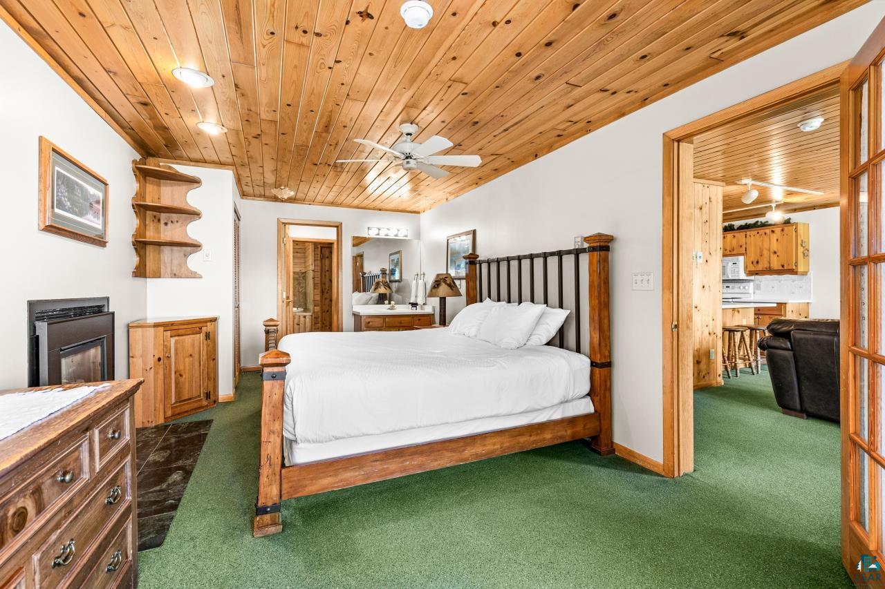 1624  #85 - 6 Superior Shores, ##85, Two Harbors, MN 55616 Listing Photo  12