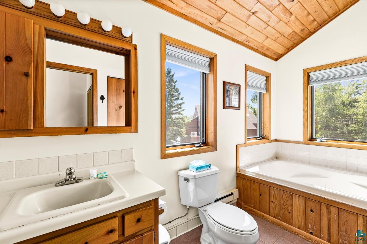 1621  #71 Superior Shores, ##71, Two Harbors, MN 55616 Listing Photo  8