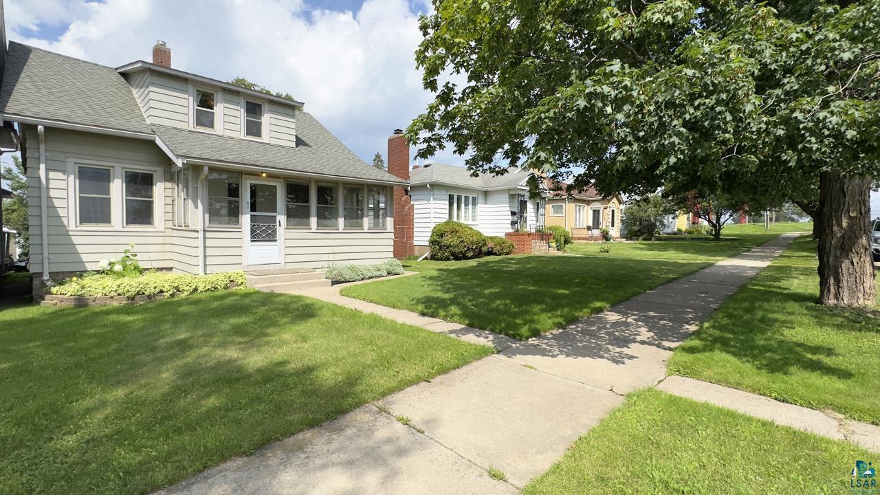 817 Harrison St, Eveleth, MN 55734 Listing Photo  1