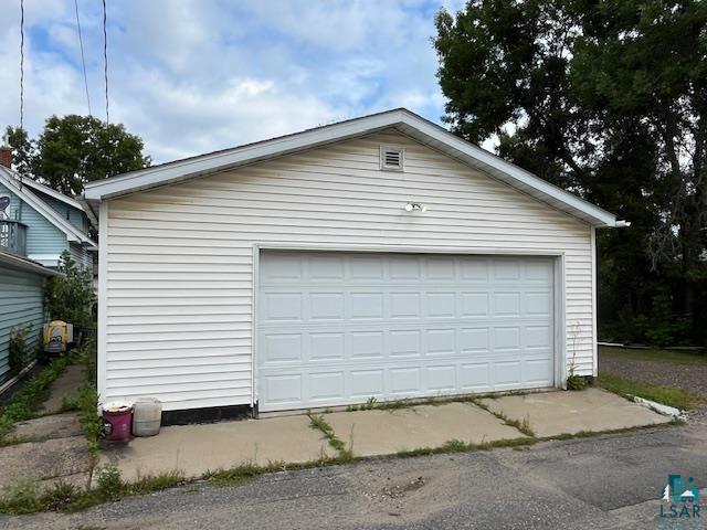 706 Clay St, Eveleth, MN 55734 Listing Photo  11