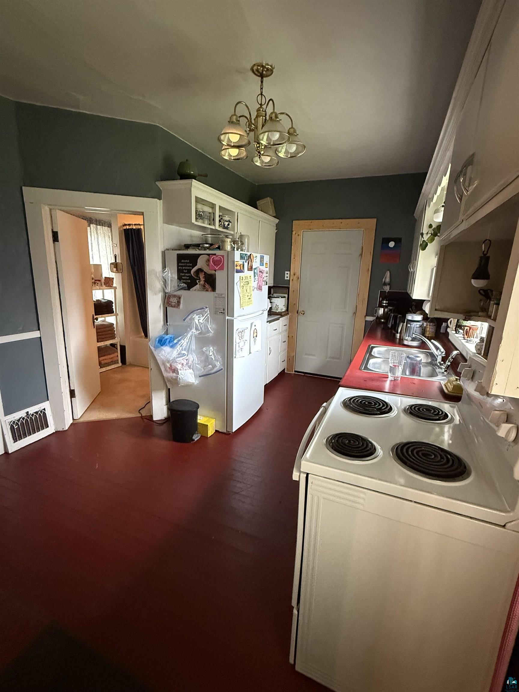 609 Vaughn Ave, Ashland, WI 54806 Listing Photo  8