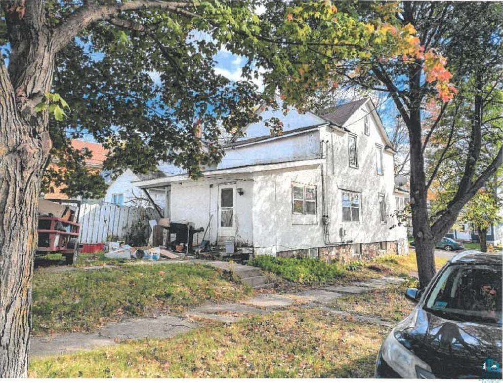 601 Hayes St, Eveleth, MN 55734 Listing Photo  3