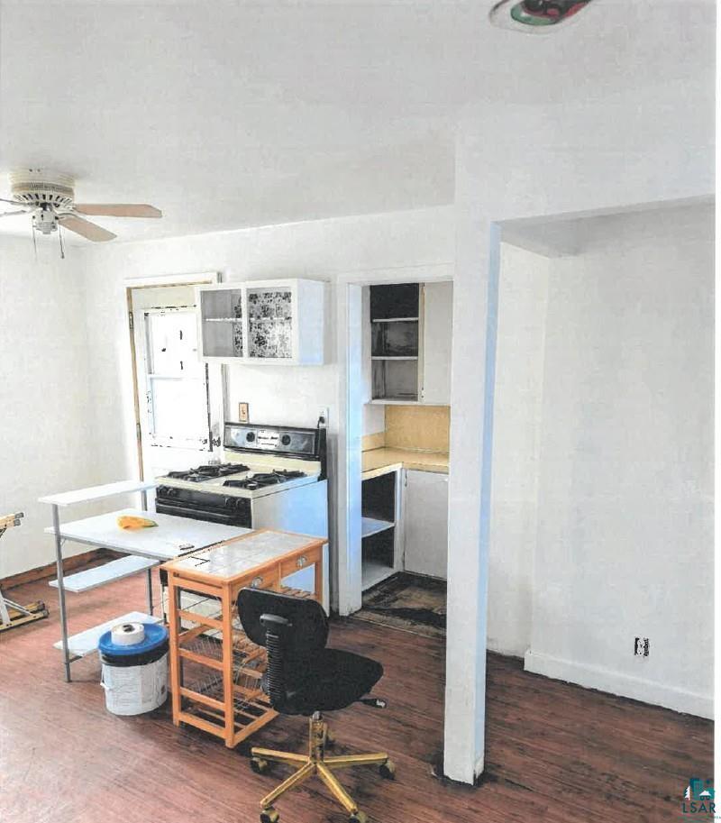 601 Hayes St, Eveleth, MN 55734 Listing Photo  4