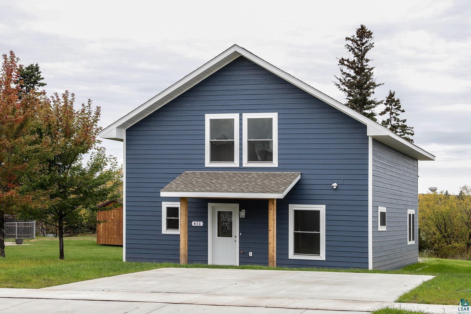 411 4th Ave, Two Harbors, MN 55616 Listing Photo  1