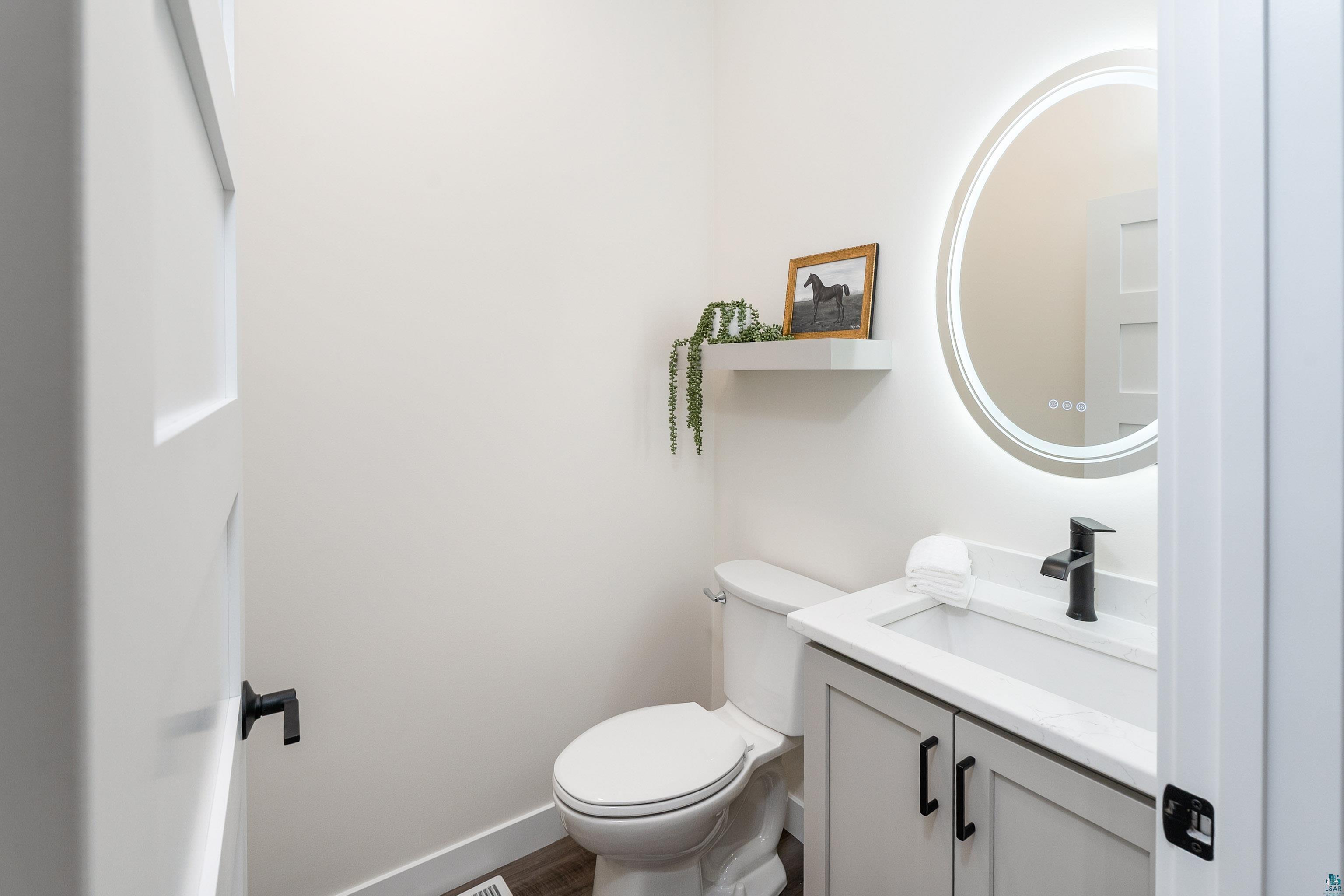 3731 London Rd, Duluth, MN 55804 Listing Photo  61