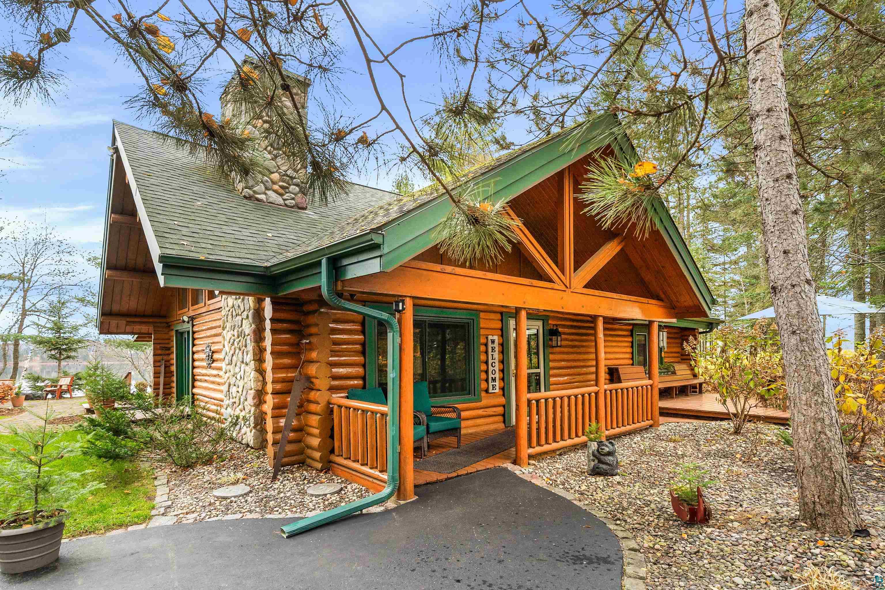 3296 N Little Alden Lake Rd, Duluth, MN 55803 Listing Photo  2