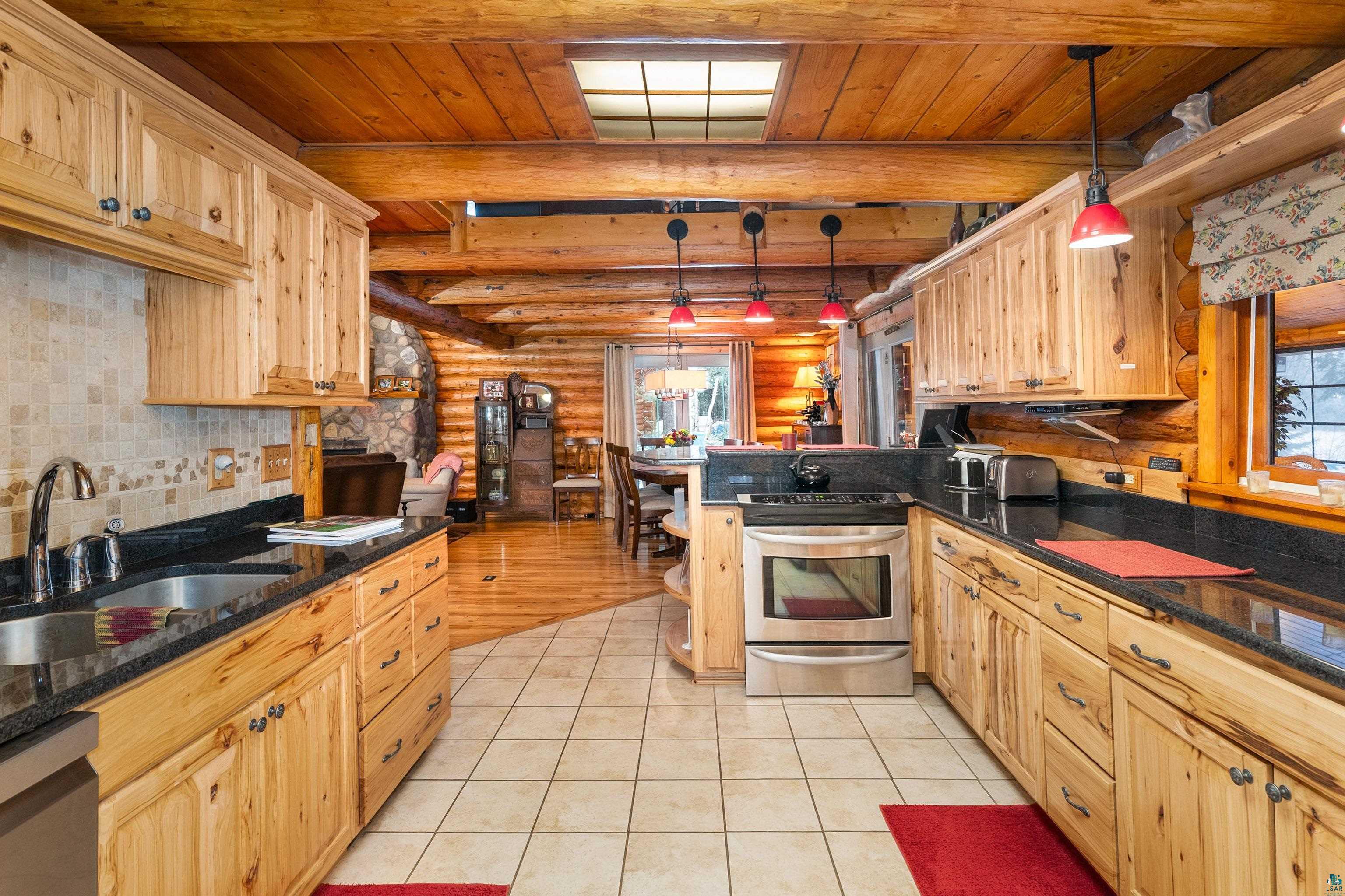 3296 N Little Alden Lake Rd, Duluth, MN 55803 Listing Photo  27