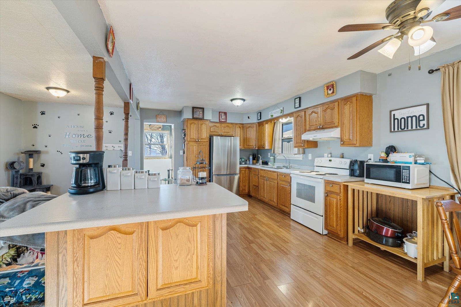 24 Fern Crt, Babbitt, MN 55706-1218 Listing Photo  3