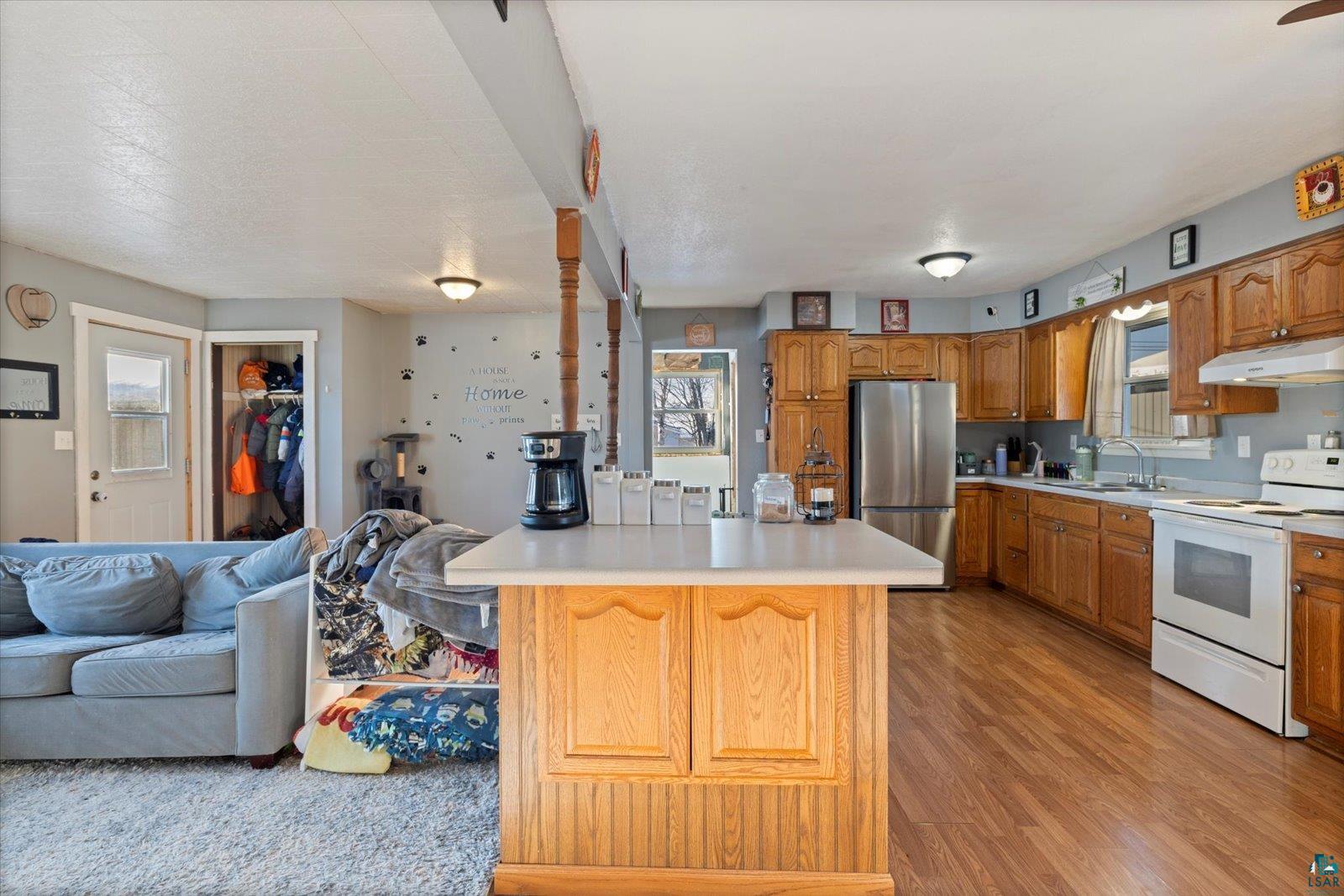 24 Fern Crt, Babbitt, MN 55706-1218 Listing Photo  5